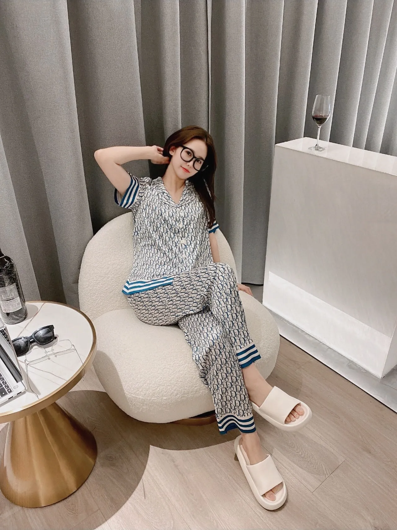 🅿️360 Dior home wear, high-definition Korean silk fabric, soft and comfortable on the skin, same style for men and women, women's size: XS～M, men's size: M～XXXL