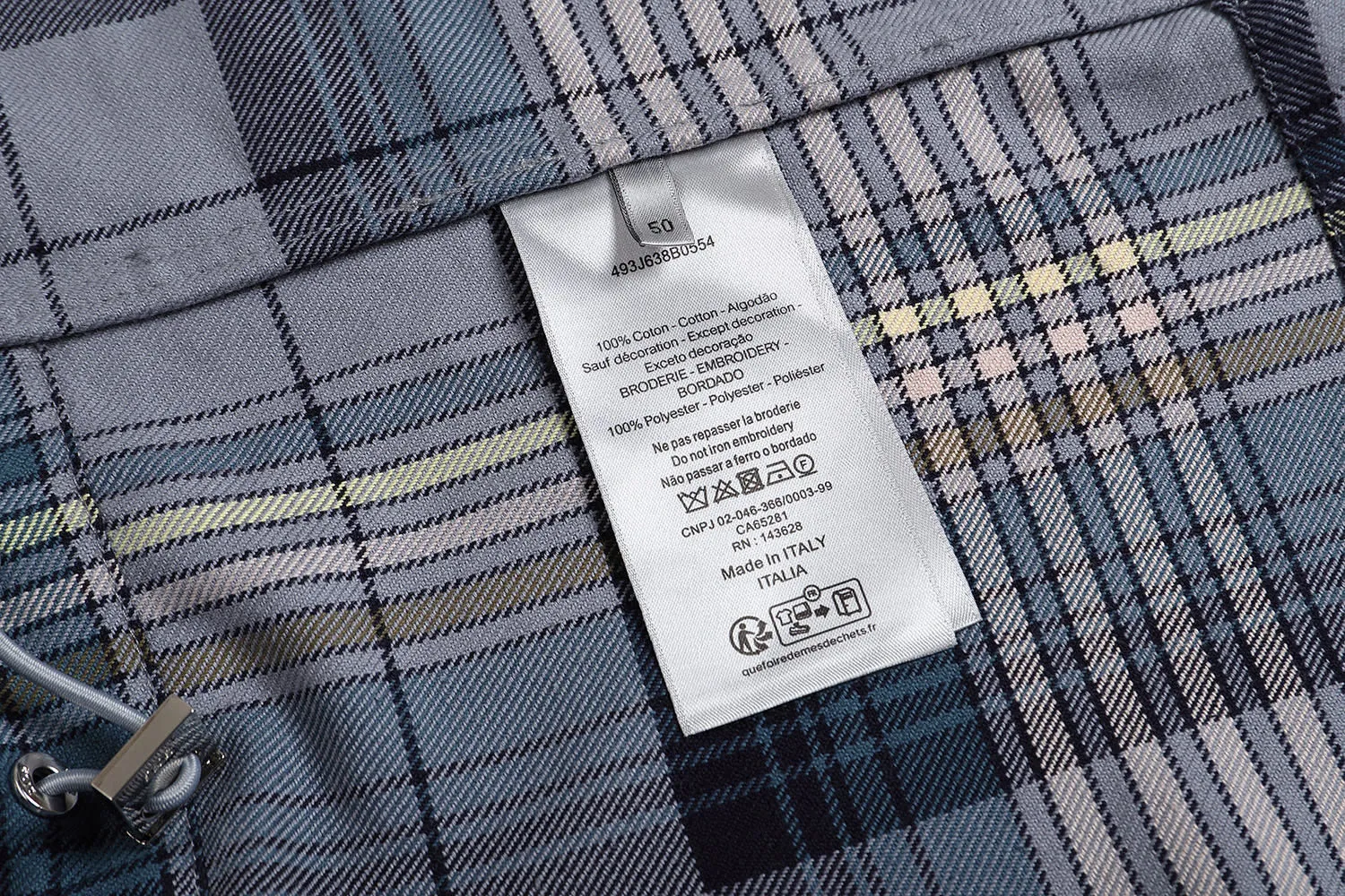 🅿️600 exclusive supply] CD 25SS plaid zipper shirt jacket. The original version was purchased for 12,036 and developed. The fabric is made of customized 100% cotton plaid jacquard fabric, and an infrared positioning cutting machine is used to cut the pieces according to the pattern. Customized original size 4 zipper, customized round ribs, customized original electroplated and engraved logo spring buckle, customized trademark. Size:48/50/52/54