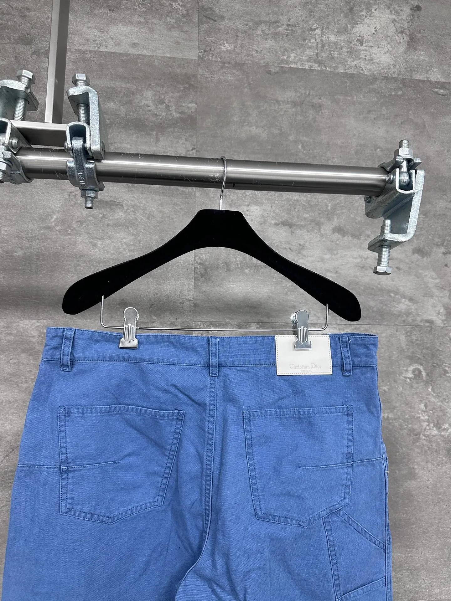 🅿️380 🔥di*r ｜25SSCD new plain knitted embroidered letter pattern denim shorts, same style for men and women, denim blue color code, size S M L Clear and delicate, environmentally friendly electroplating, lapel design and buttoned cuffs to truly restore ZG quality.
