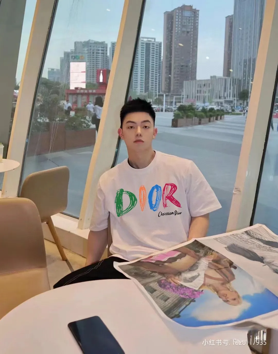 🅿️170 [DIOR Dior] 2025FW short-sleeved T-shirt LOGO printing High-end 26s double yarn 300g fabric Heavy fabric Customized frame ribbing in the same cylinder and dyeing Complete three standards Same style for men and women Color: Black White Size: S M L XL 2XL
