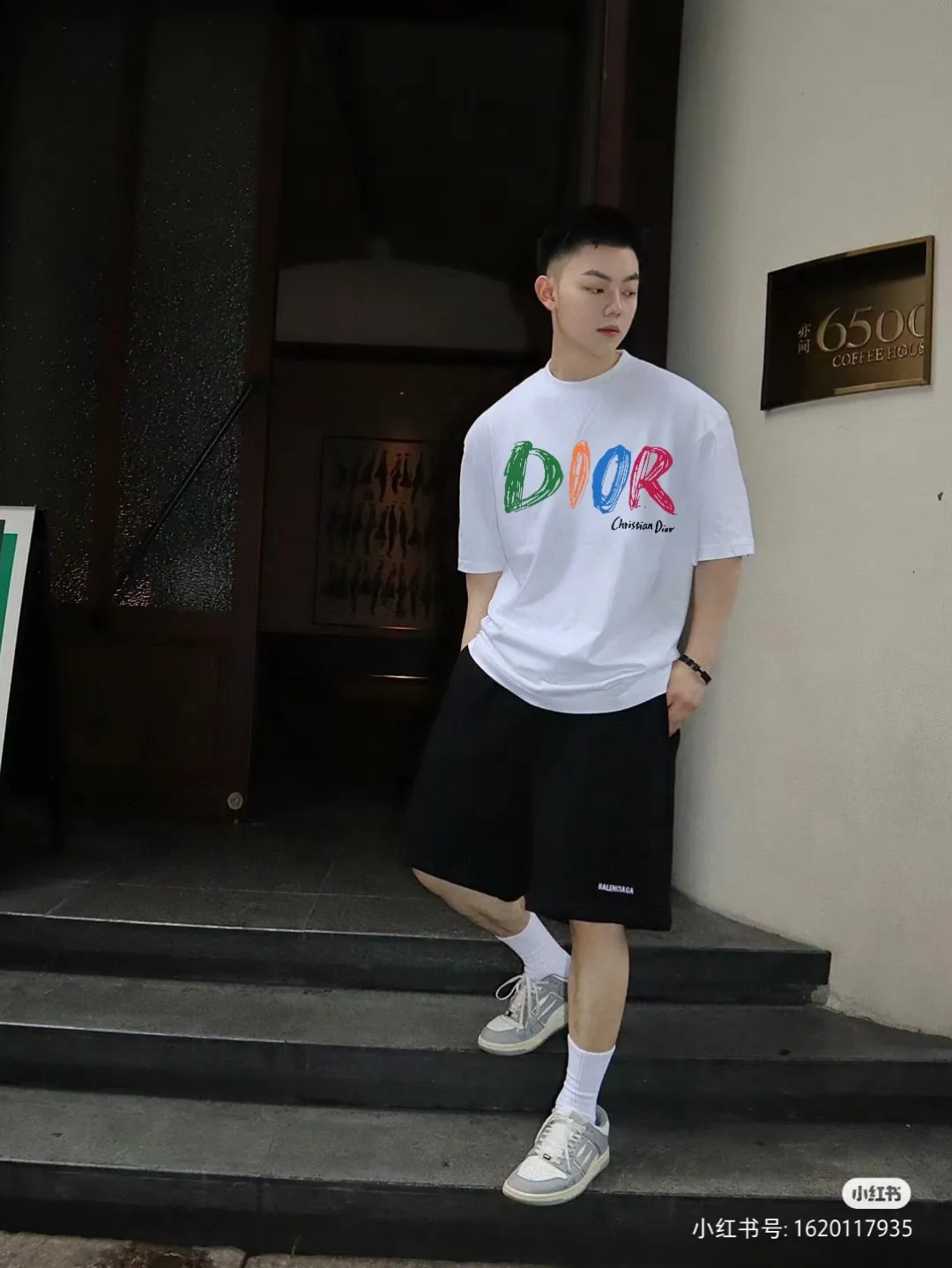 🅿️170 [DIOR Dior] 2025FW short-sleeved T-shirt LOGO printing High-end 26s double yarn 300g fabric Heavy fabric Customized frame ribbing in the same cylinder and dyeing Complete three standards Same style for men and women Color: Black White Size: S M L XL 2XL