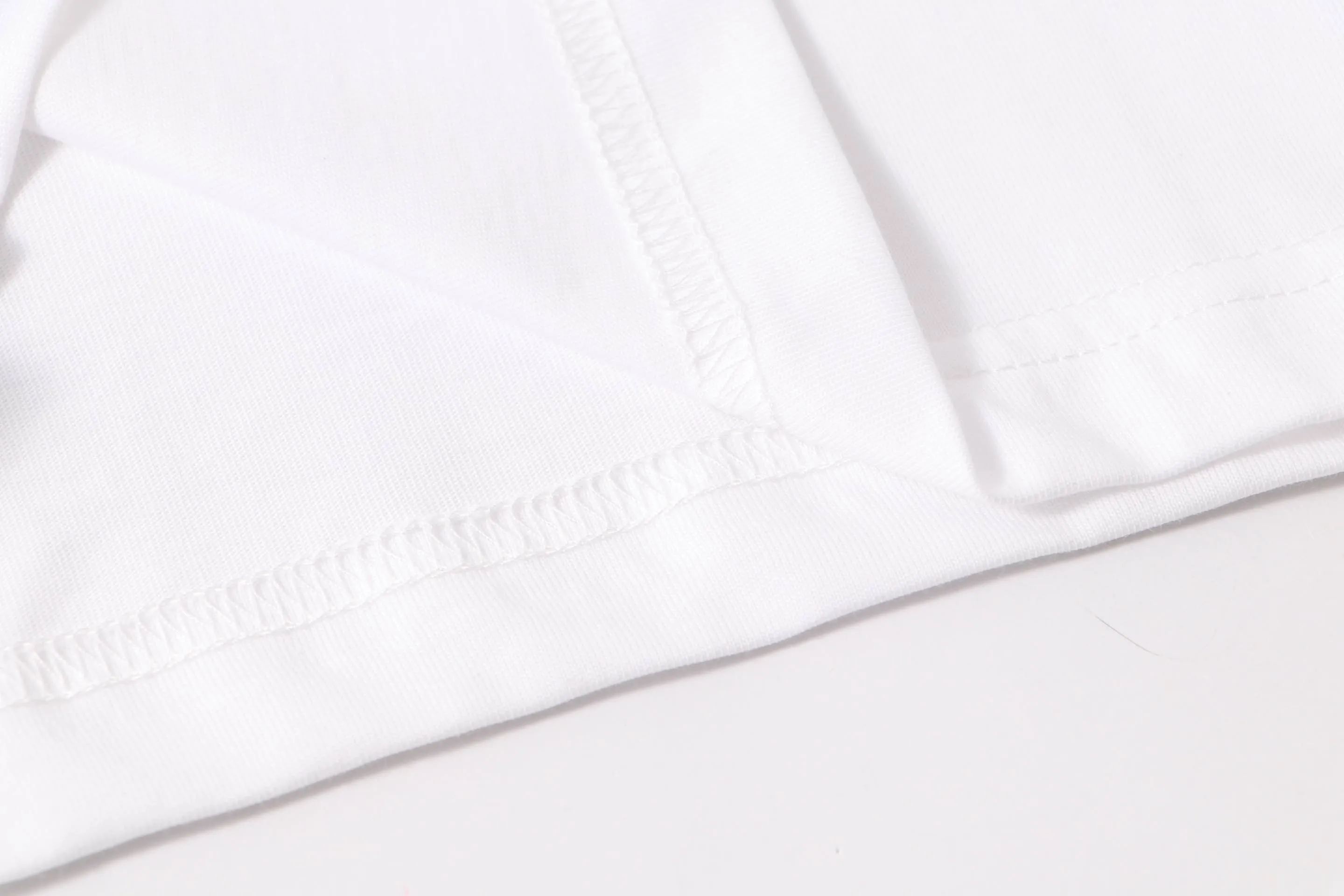 🅿️200 High-quality new DIO*CD desert dune universe theme short-sleeved T-sleeves Highly combed cotton short-sleeved garments washed to add texture Use imported digital direct injection for multiple debugging to perfectly restore the three-dimensional texture of the printing Very good accessories Customized details Real shots Same style for men and women Size: xs-l