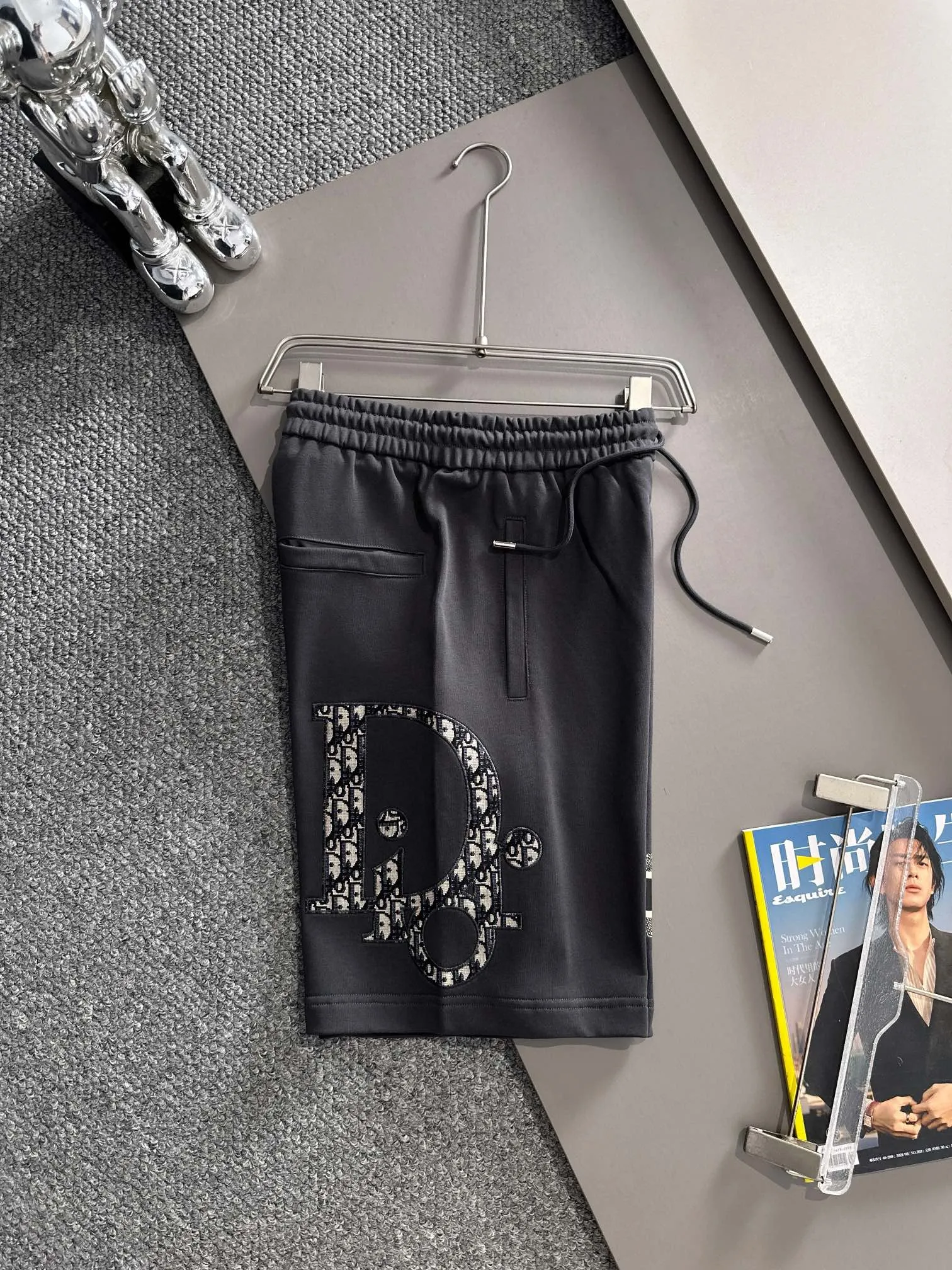 🅿️210 set style! Dior Dior 2025 new model, light luxury, patch embroidery logo, flocked CD striped letters, daily commuting for men and women, essential casual shorts, ·Customized terry fabric, ·Imported machine embroidery process, ·Inner edge processing, no head pressure, ·Waist label, hanging tag, three washable marks, complete, color: gray, size: XS S M L