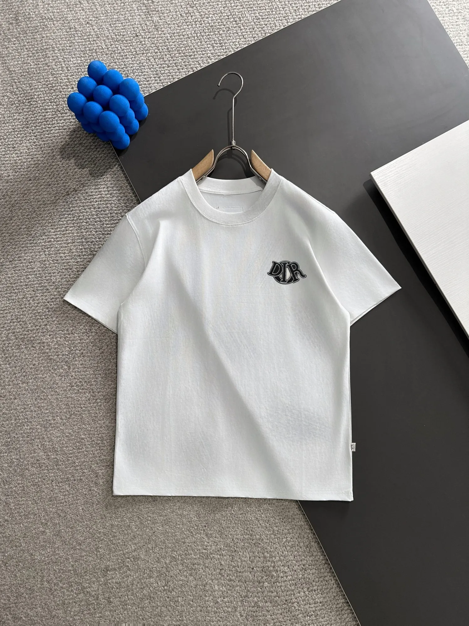 🅿️270 next day shipping DIOR/Dior new spring and summer high-end T-shirt. Tie-dyed fabric is not easy to deform, and the slim fit design is super noble. Size: M-3XL
