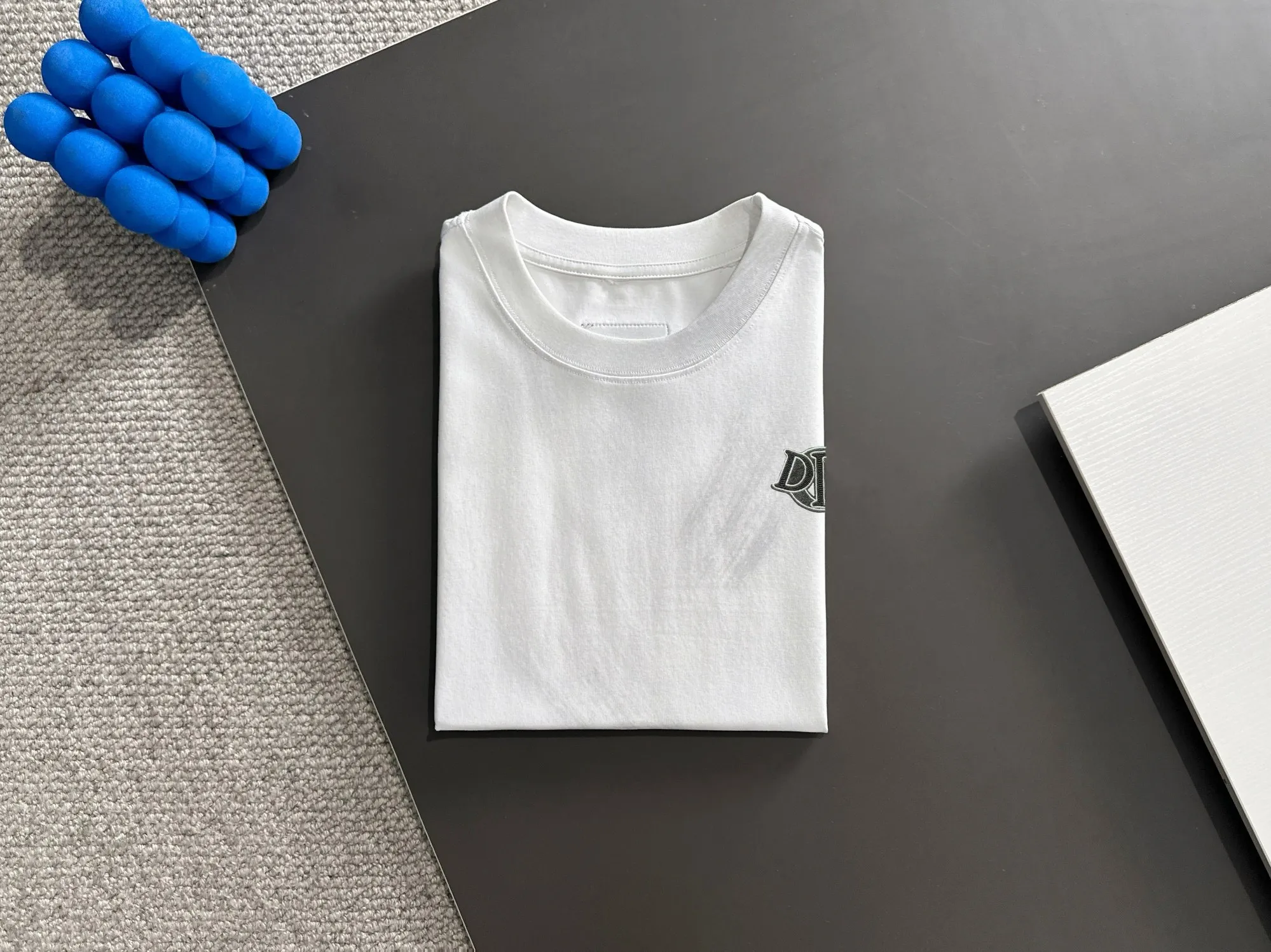 🅿️270 next day shipping DIOR/Dior new spring and summer high-end T-shirt. Tie-dyed fabric is not easy to deform, and the slim fit design is super noble. Size: M-3XL