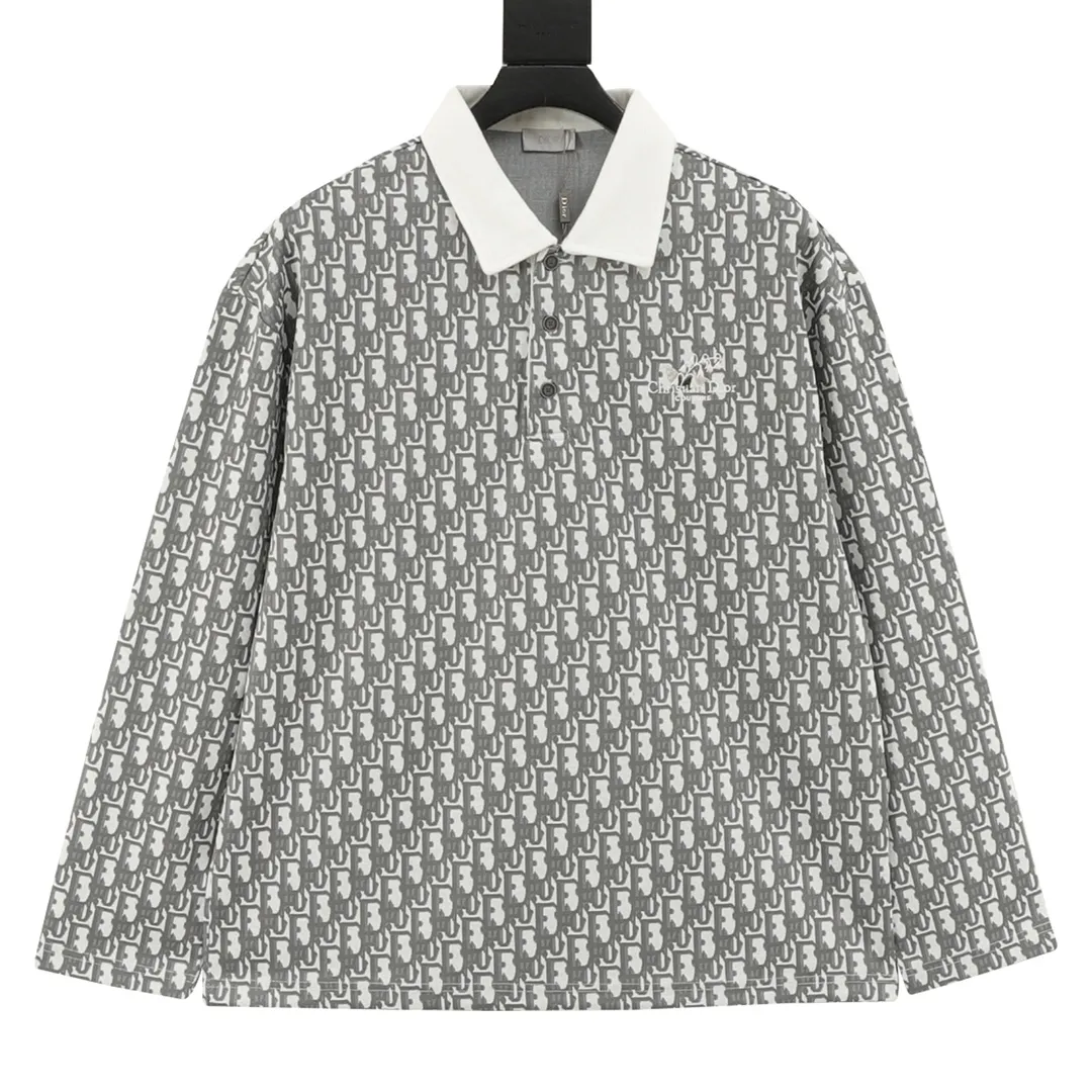 🅿️380 DIOR/Dior all-over printed old flower embroidered lapel long-sleeved polo shirt made of customized fabrics. DuPont Sorona material is added, which is skin-friendly, long-lasting antibacterial, anti-mite, and more washable. The cotton thread has been repeatedly processed to remove inferior coarse fibers and impurities, leaving only high-quality cotton fibers, making the fabric more advanced and classy. Environmentally friendly polishing enzyme technology gives the fabric a clean appearance and clear texture. Simple and exquisite! Full of sense of ceremony! Simple and luxurious, full of design! It gives people a simple but not boring feeling, creating a low-key and unique personalized fashion! Fine workmanship, compare with the counters! A highly recognizable long-sleeved style with great upper body effect!!! Super versatile! Same style for men and women. Size：S-L