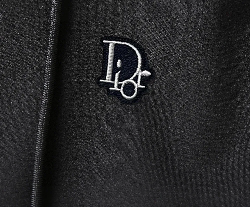 🅿️420 [DIOR Dior] (Fat Man Gospel) hot-selling suit is coming. Focus on the original version of the official website. 2025 new hot-selling cardigan sweater suit. The original order is the best product. 🇭🇰The meticulous work of top designers is dedicated to a fitting and perfect upper body effect. All-natural high-quality Roman cotton 100%, close-fitting comfort, noble and elegant! Original hardware embodies elegance and nobility! Counter size: M-5XL (maximum wear up to 220 pounds)