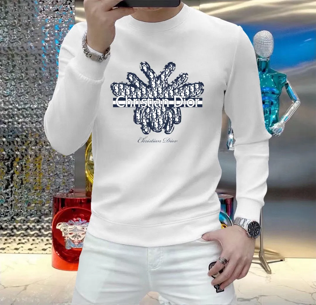 🅿️220 brand [DIOR Dior] (good news for fat people) 2025ss autumn latest long-sleeved round-neck sweatshirt, on sale simultaneously on the official website. Refreshing and breathable. Made of top Tencel Roman. Comfortable and soft. 3D three-dimensional clarity. Super fashion sense. Great for gifting and keeping for yourself. Size: M-5XL (can wear up to 220 pounds)