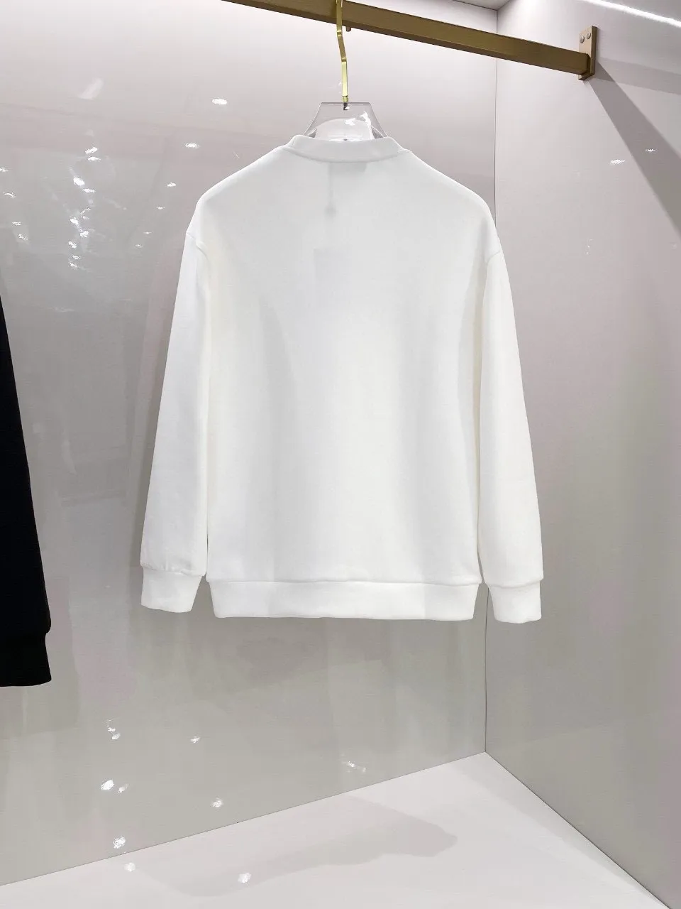 🅿️220 brand [DIOR Dior] (good news for fat people) 2025ss autumn latest long-sleeved round-neck sweatshirt, on sale simultaneously on the official website. Refreshing and breathable. Made of top Tencel Roman. Comfortable and soft. 3D three-dimensional clarity. Super fashion sense. Great for gifting and keeping for yourself. Size: M-5XL (can wear up to 220 pounds)