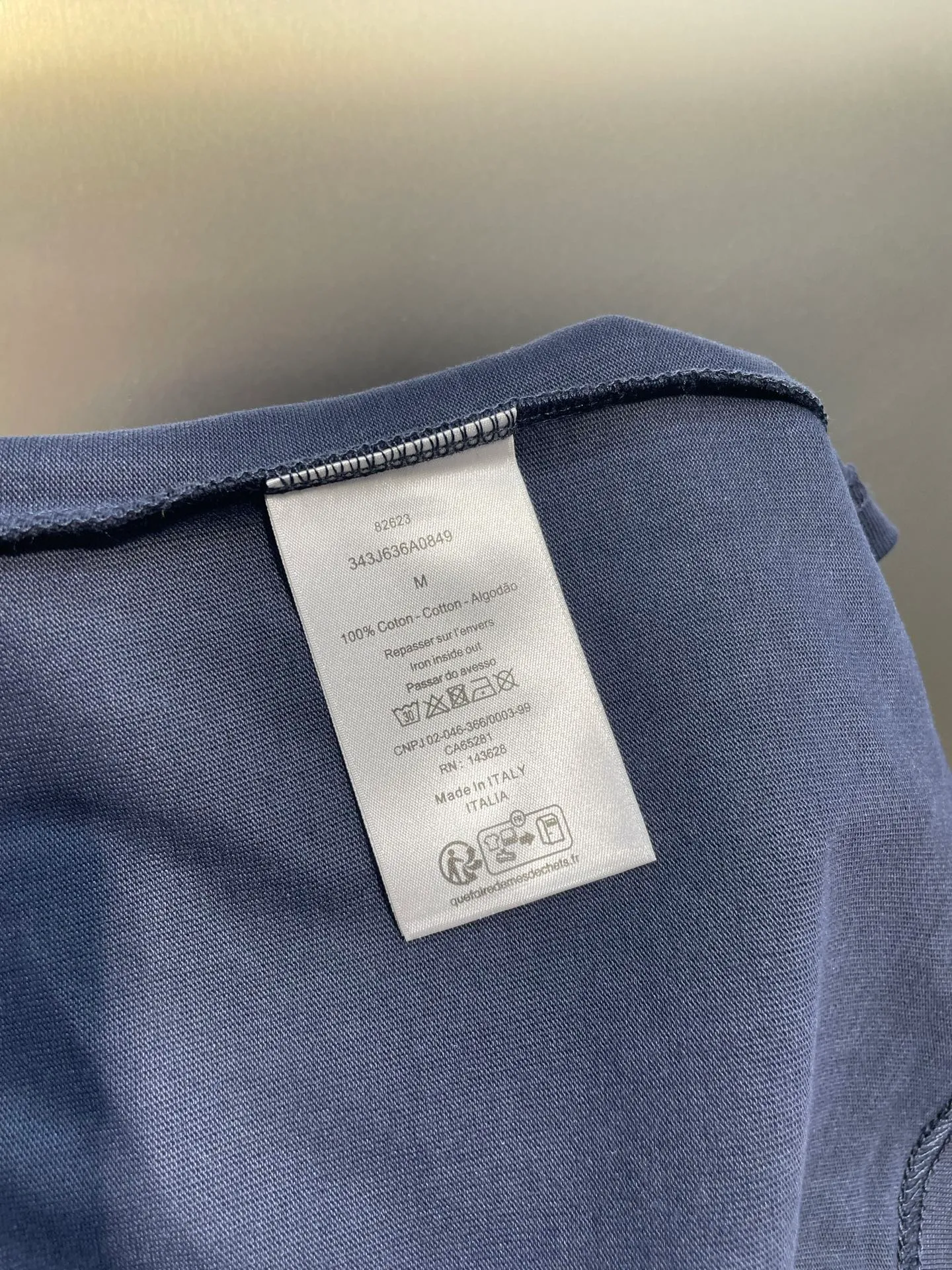 🅿️260 dior 🌟【Top replica】cd letters embroidered round neck short sleeves Process description: The color is custom-woven and dyed, with "cd" design on the chest. A perfect fashionable and trendy item! The oversize version is very slimming and can be worn with a T-skirt or shorts. Who wouldn’t love it? The texture of the custom-made fabrics is great and versatile for all seasons, and the styles are the same for men and women! ⚠️size:smlxl