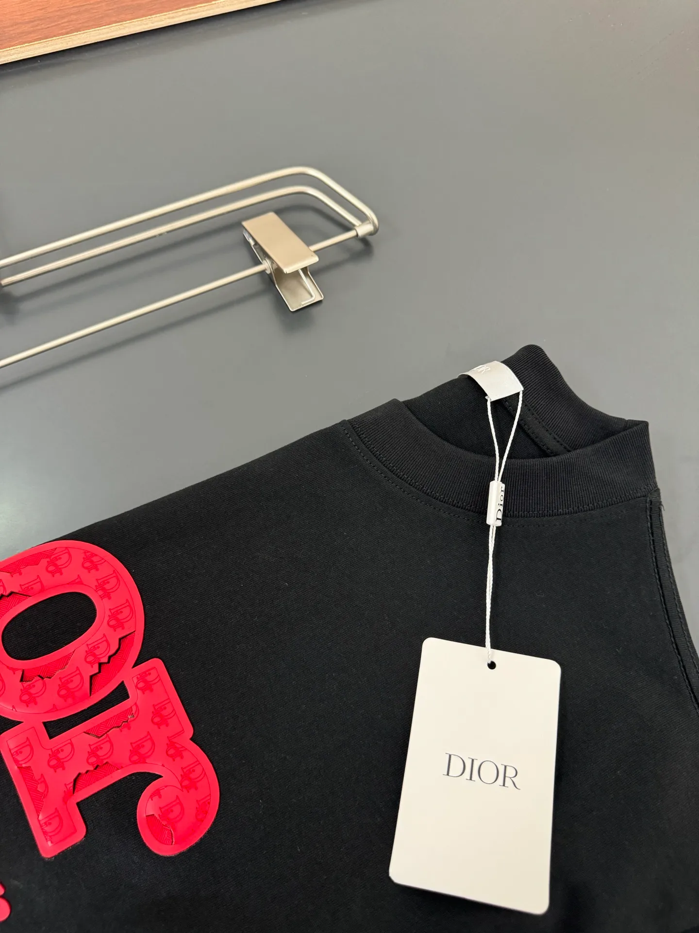 🅿️220 DIOR*Dior*320g heavyweight pure cotton t-shirt, thick, breathable and loose fit, heavy craftsmanship logo design, spring and summer new round neck fashionable short-sleeved t-shirt, comfortable to the skin, durable and easy to wear, meticulous original craftsmanship, a must-have for casual and versatile color: black white code number: S M L XL XXL