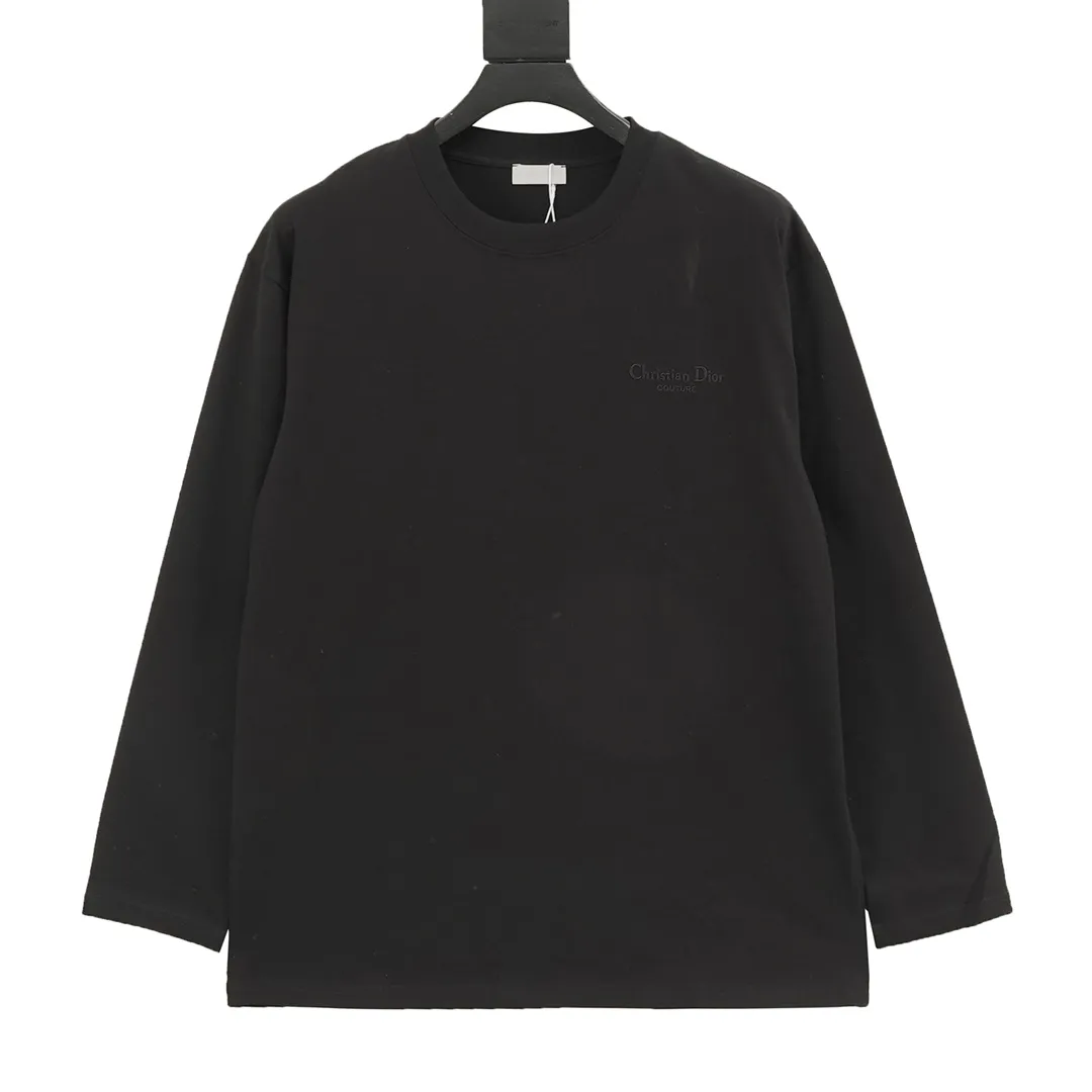 🅿️380 Dior/Dior classic embroidered signature long sleeves are made of customized fabrics. DuPont Sorona material is added, which is skin-friendly, long-lasting antibacterial, anti-mite, and more washable. The cotton thread has been repeatedly processed to remove inferior coarse fibers and impurities, leaving only high-quality cotton fibers, making the fabric more advanced and classy. Environmentally friendly polishing enzyme technology gives the fabric a clean appearance and clear texture. Fine workmanship, compare with the counters! A highly recognizable long-sleeved style with great upper body effect!!! Super versatile! Same style for men and women. Color: black, white Size: S-XL