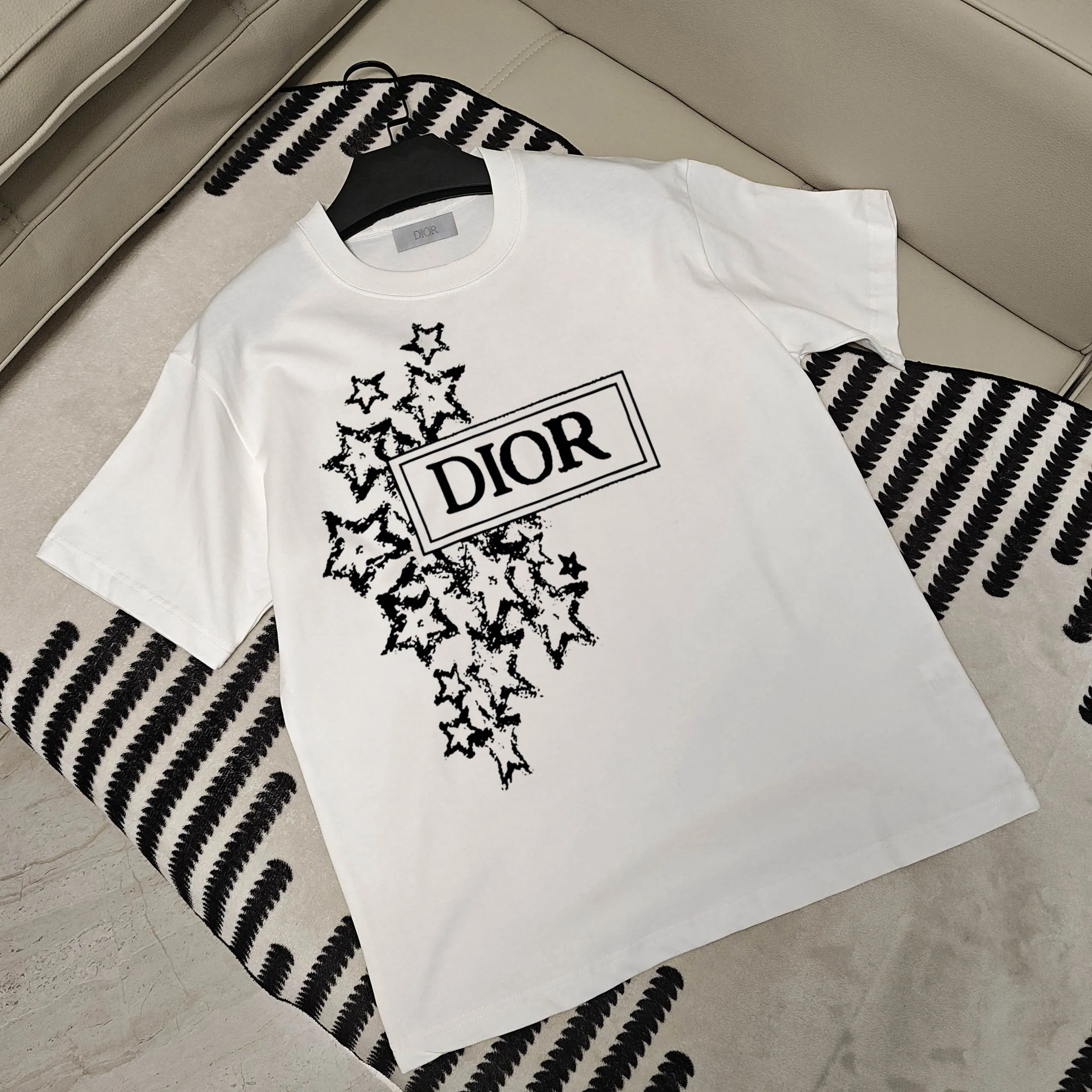 🅿️180 DIOR/Dior 250g round neck short-sleeved T-shirt, brand letter small mark LOGO pattern printing process, official synchronization, high version, high quality, fashionable personality, versatile trend, pure original quality, original fabric, tag, collar label, washed wheat, three labels complete, color: black, white, size: s-xxl