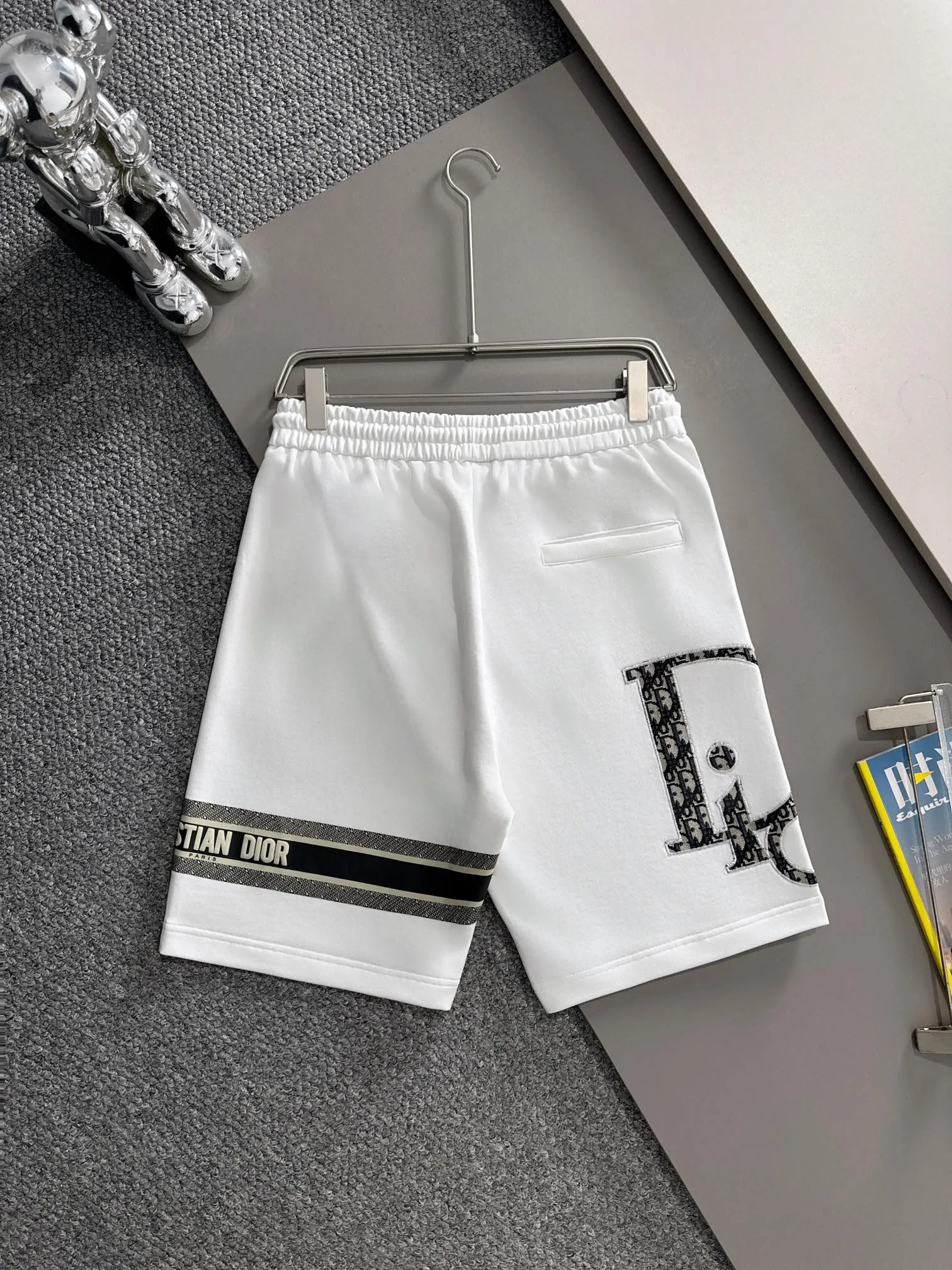 🅿️210 set style! Dior Dior 2025 new model, light luxury, patch embroidery logo, flocked CD striped letters, daily commuting for men and women, essential casual shorts, ·Customized terry fabric, ·Imported machine embroidery process, ·Inner edge processing, no head pressure, ·Waist label, hanging tag, three wash marks, complete, color: white, size: XS S M L