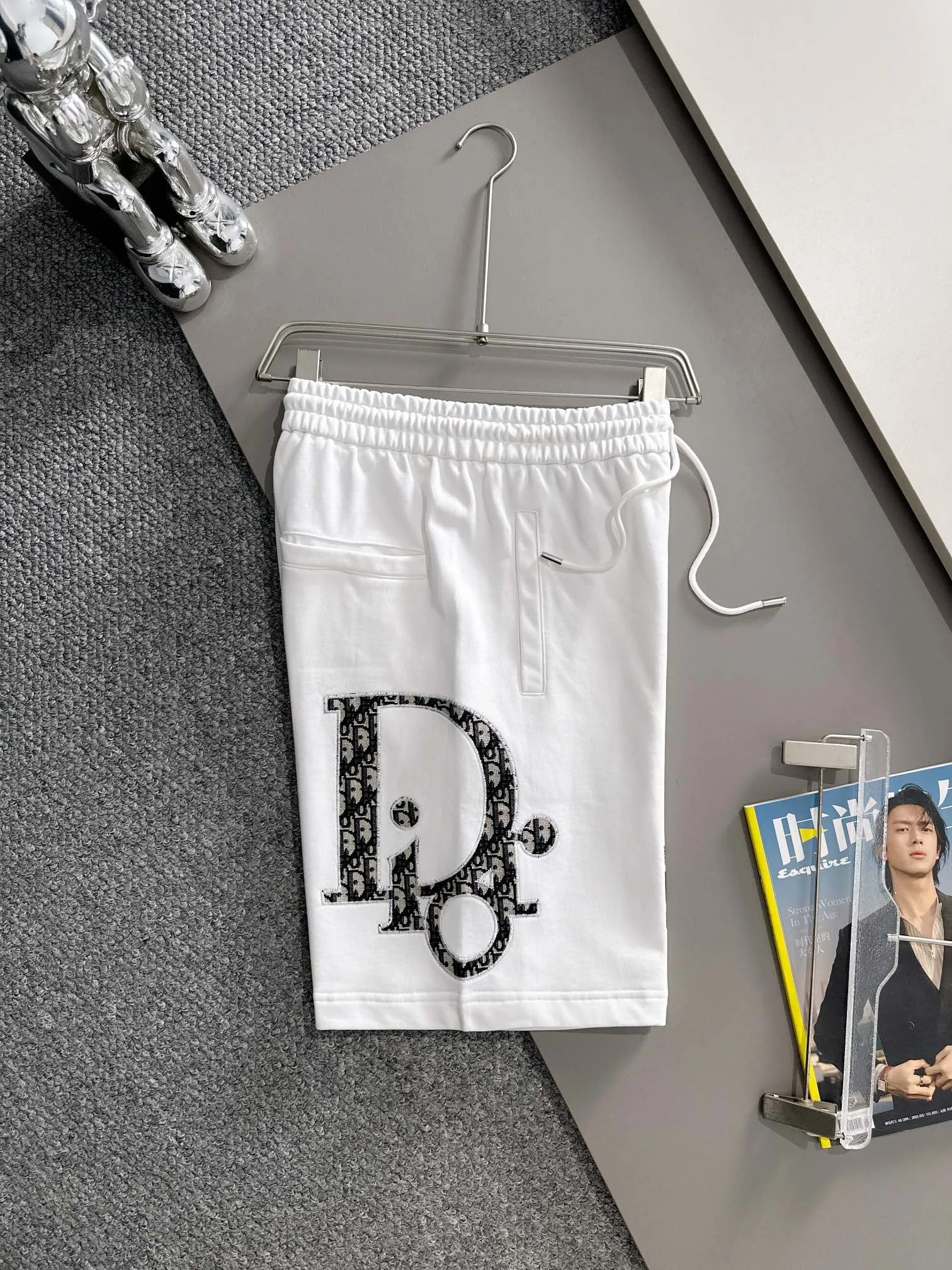 🅿️210 set style! Dior Dior 2025 new model, light luxury, patch embroidery logo, flocked CD striped letters, daily commuting for men and women, essential casual shorts, ·Customized terry fabric, ·Imported machine embroidery process, ·Inner edge processing, no head pressure, ·Waist label, hanging tag, three wash marks, complete, color: white, size: XS S M L