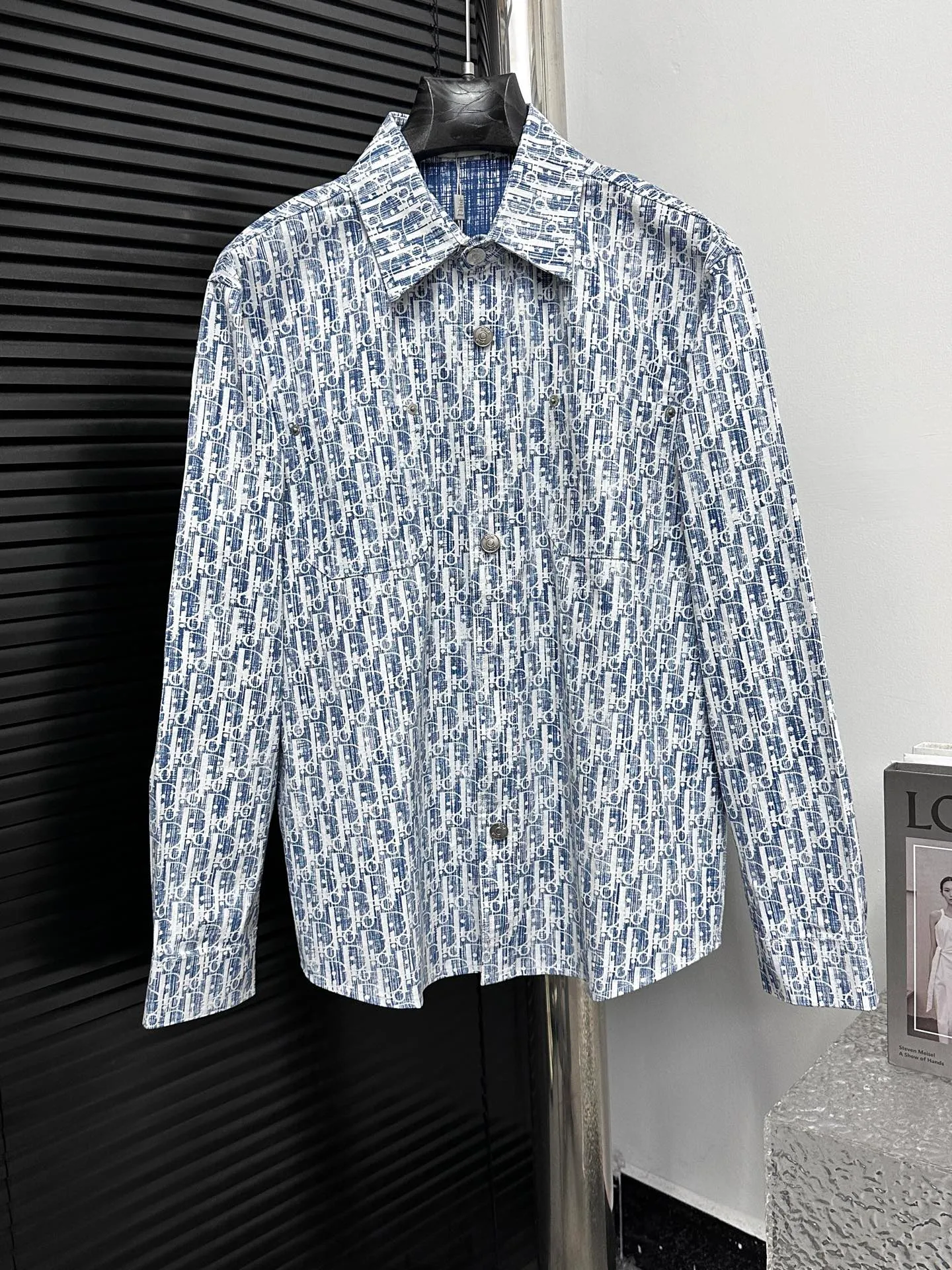 🅿️270 【Dior】Dior’s new classic logo printed shirts for men and women, casual tops and jackets! The fabric adopts imported printing machine batch printing process technology, perfect control, different from other versions in the market, very high-quality fabric! Size: S M L XL