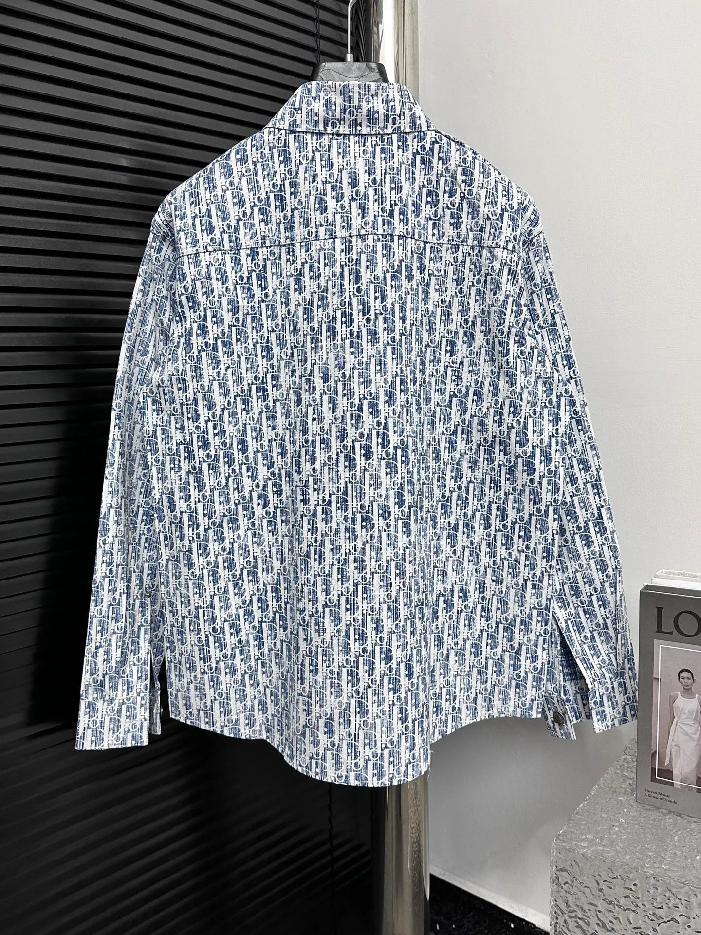 🅿️270 【Dior】Dior’s new classic logo printed shirts for men and women, casual tops and jackets! The fabric adopts imported printing machine batch printing process technology, perfect control, different from other versions in the market, very high-quality fabric! Size: S M L XL