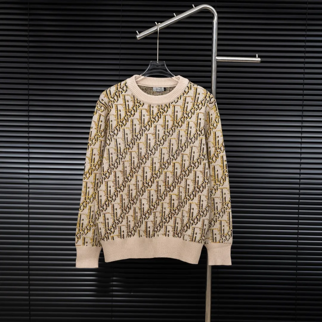 🅿️330 Style: DIOR Dior all-over knitted long-sleeved sweater Size: S-XXL Fabric: Wool blend Accessories: Full set of customized original accessories No gender distinction, same style for men and women
