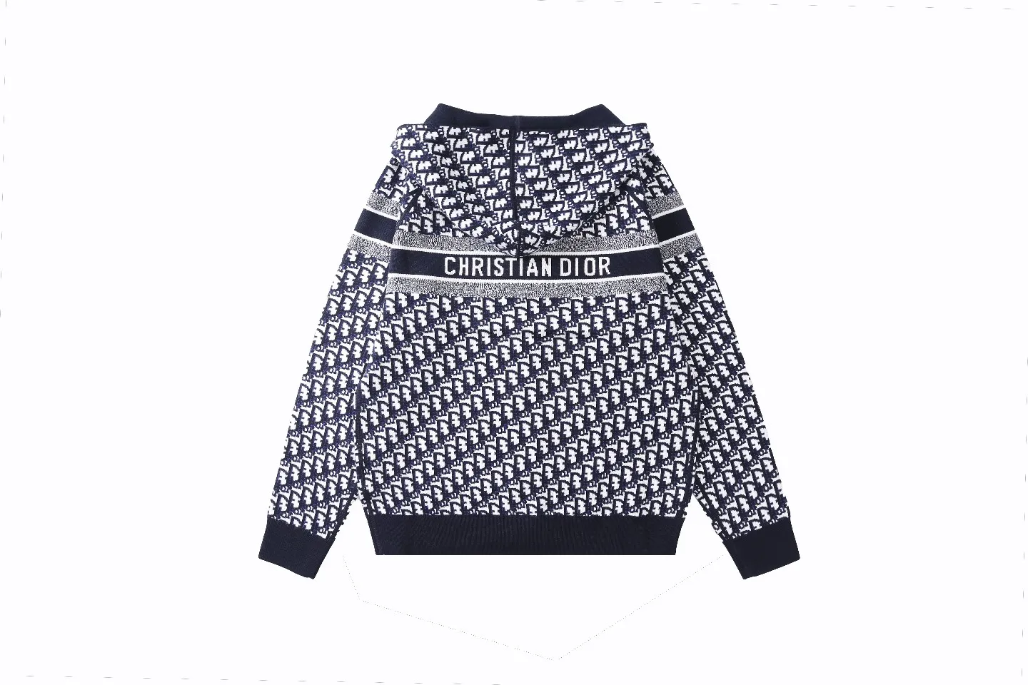 🅿️500 (top version) Dior’s popular double-sided presbyopic all-over logo printed couple’s zipper hooded knitted sweater jacket Classic presbyopic double-sided wool cashmere hooded cardigan Top-grade imported cashmere fabric Made with imported knitting machines Skin-friendly and non-stitching No pilling Very soft to the touch Super comfortable Fashionable and individual Super versatile and good-looking hooded knitted sweater Suitable for both men and women A must-have item Can be compared with market quality Packaging Tag Collar label: washed wheat, three labels complete Color: blue, gray Size: S M L XL Model: D8968