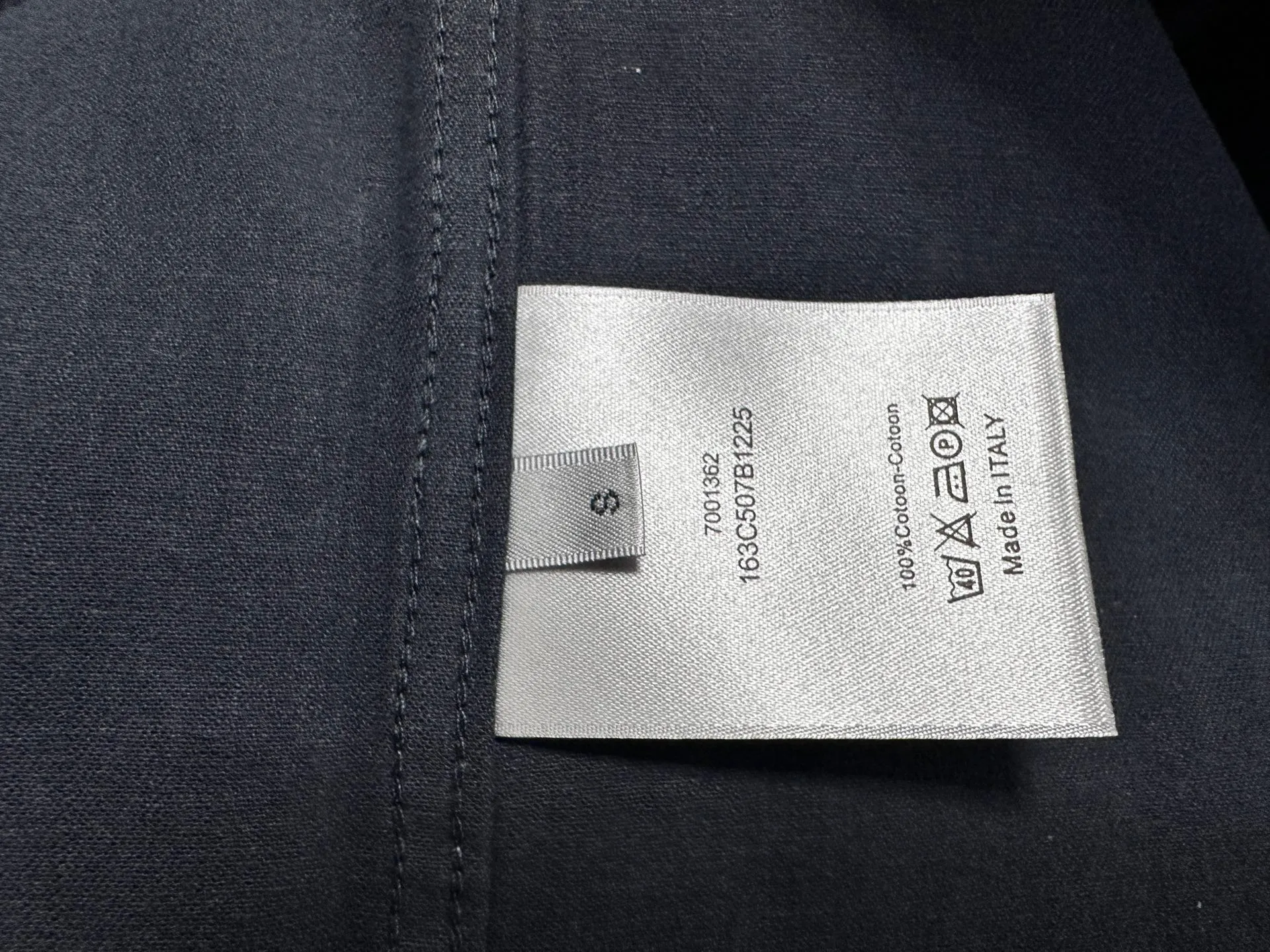 🅿️270 【Dior】Dior’s new classic logo printed shirts for men and women, casual tops and jackets! The fabric adopts imported printing machine batch printing process technology, perfect control, different from other versions in the market, very high-quality fabric! Size: S M L XL