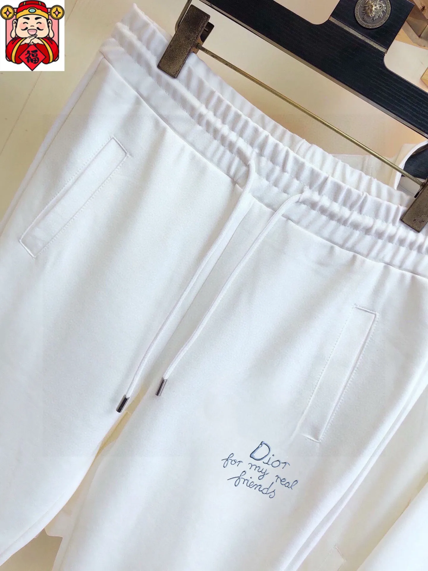 🅿️420 [DIOR Dior] (Fat Man Gospel) hot-selling suit is coming. Focus on the original version of the official website. 2025 new hot-selling cardigan sweater suit. The original order is the best product. 🇭🇰The meticulous work of top designers is dedicated to a fitting and perfect upper body effect. All-natural high-quality Roman cotton 100%, close-fitting comfort, noble and elegant! Original hardware embodies elegance and nobility! Counter size: M-5XL (maximum wear up to 220 pounds)