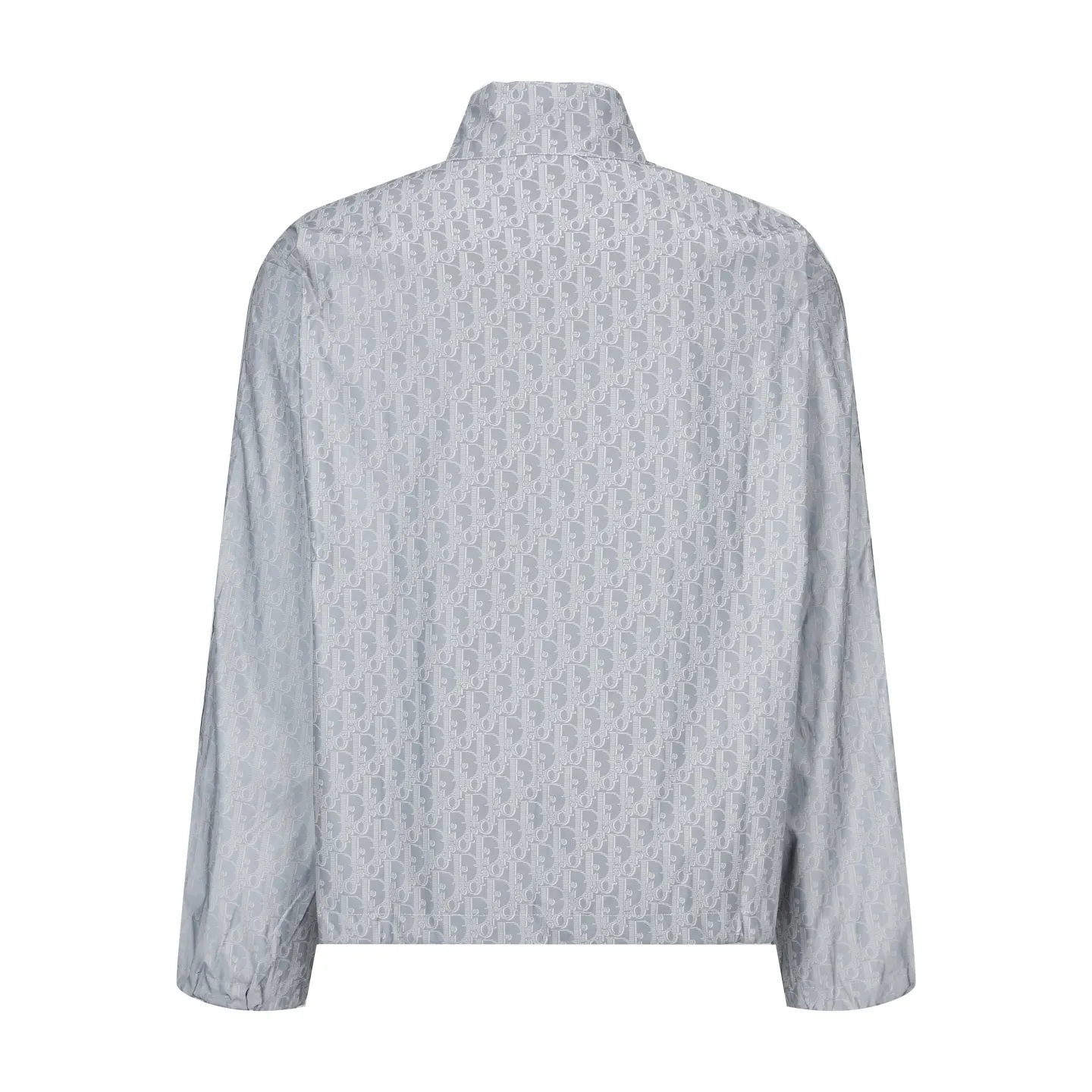 🅿️520 CD Oblique presbyopia all-over printed jacket. Customized shiny mercerized jacquard technical cotton brocade. Excellent texture. Comfortable and close to the skin. Use blues shadow as the canvas to encounter the Dior Oblique pattern covering the body. Fabric jacquard technology: By weaving Dior Oblique textile technology on the surface of the fabric, it controls the interweaving method of warp and weft lines, and precisely controls the interweaving density and tension of the yarn to make it more three-dimensional. Customized pattern template machine sewing. The sewing line is precisely controlled by the pattern drawing machine to ensure the precise positioning of the Dior adhesive label. The fine sewing of the label and the edge of the jacket forms a subtle transition. The infrared positioning cutting machine uses an infrared transmitter and an infrared receiver to achieve precise positioning of materials. The accuracy can reach the micron level, thereby meeting the effect of high-precision cutting of plaid alignment. The fabrics have been sand-washed, giving them a better feel and texture. They are not easy to deform, shrink or fade, and maintain their long-lasting beauty. Size:46-48-50-52