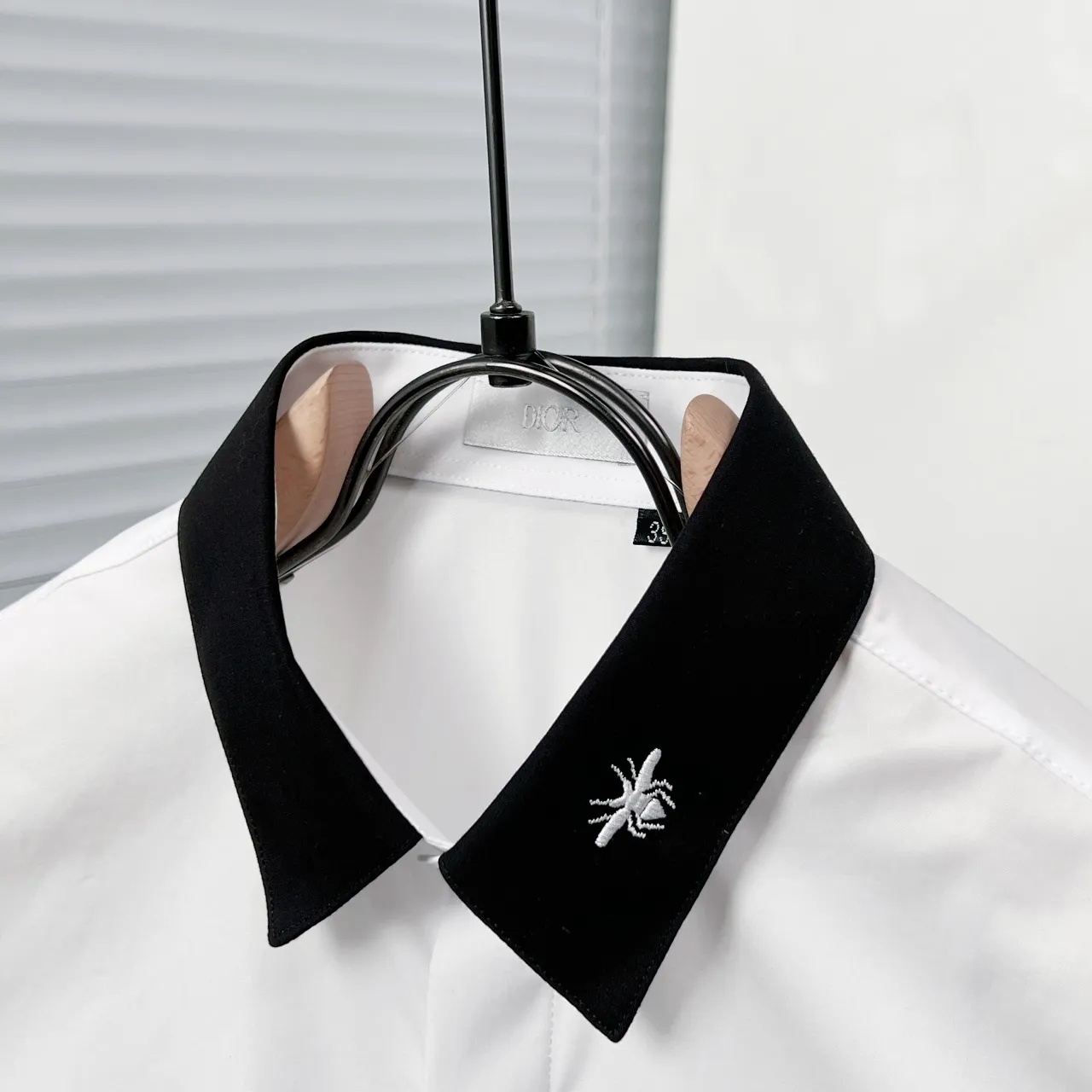 🅿️366 DIO*/Dior collar color-blocked bee embroidered shirt Size: M-3XL Color: Black White