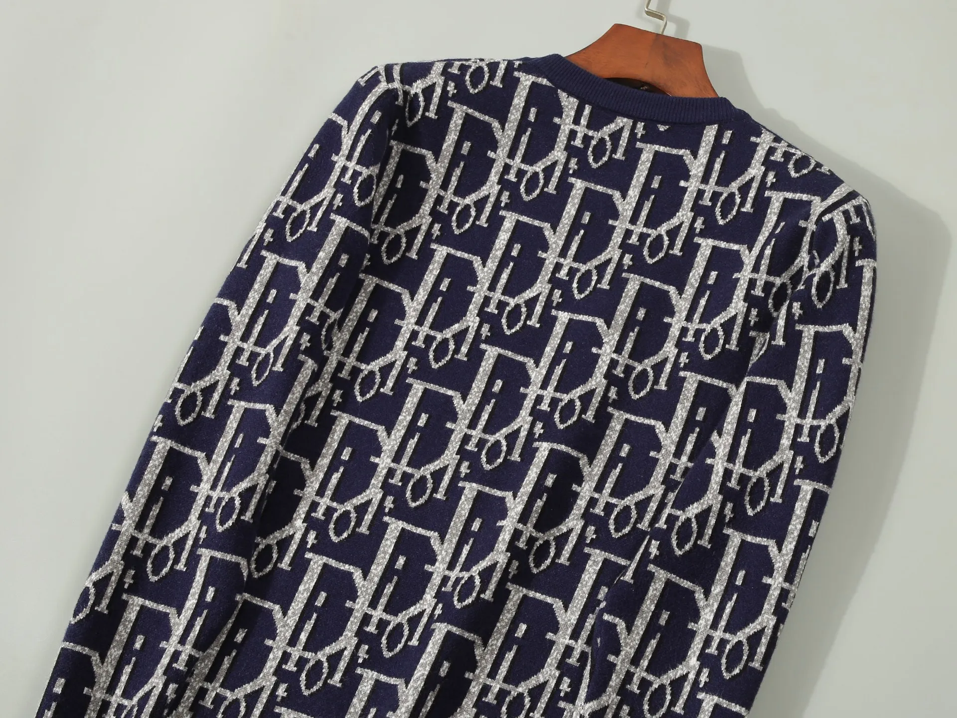 🅿️250 DIO•R, sweater, style number M2212#, size: M-XXXL, fabric: modal. Anti-pilling, color: royal blue