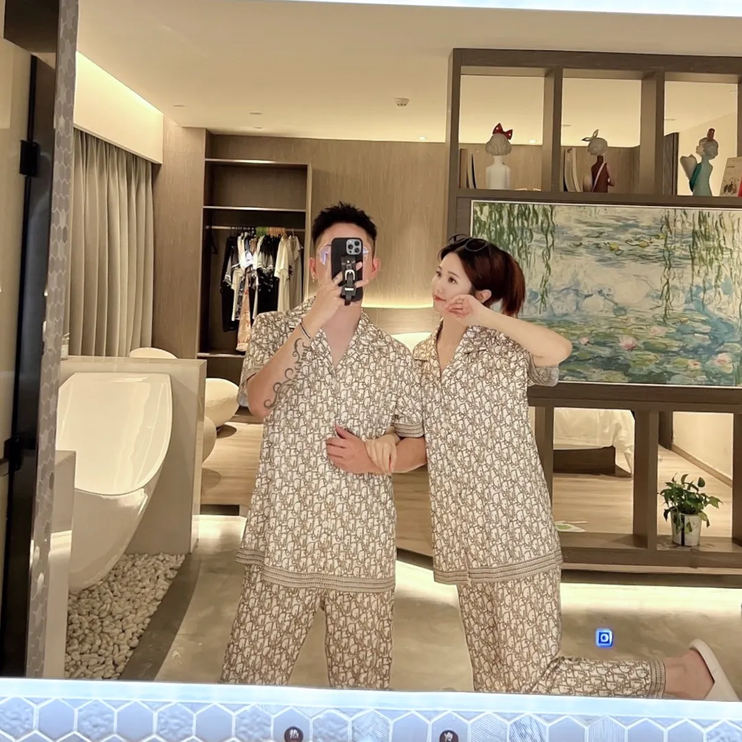 🅿️360 2024 DIOR Dior home wear, high-end Korean silk fabric, skin-friendly, soft and comfortable, couple size M～XXXL