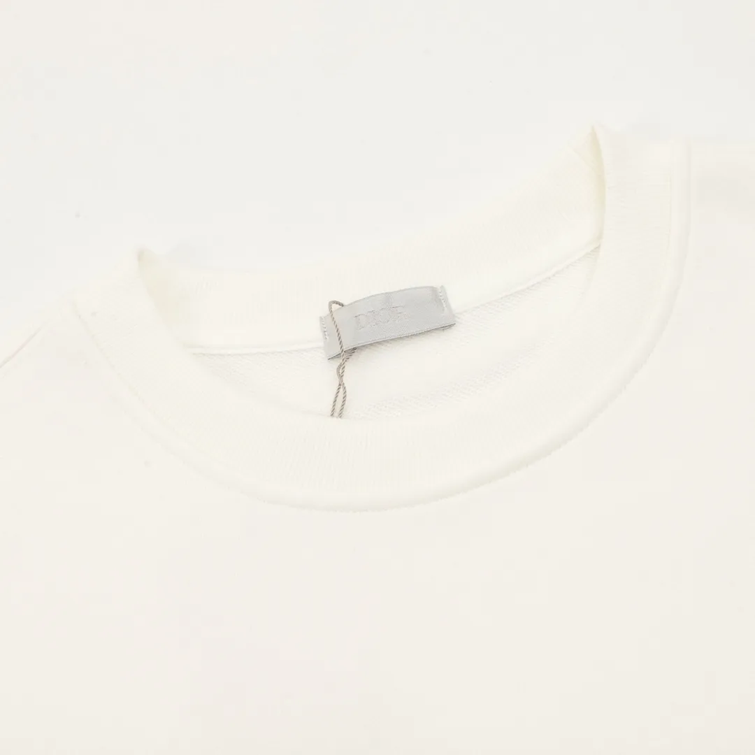 🅿️500 Dior 25FW round neck sweatshirt with arm letters, 480g high-grade combed cotton fabric, counter collar label, purchasing grade white thick plate hang tag, original hanging grain, three-dimensional foam printing on the front and back, strong layering, same style for men and women, couple style, oversize version, loose size: S-XL