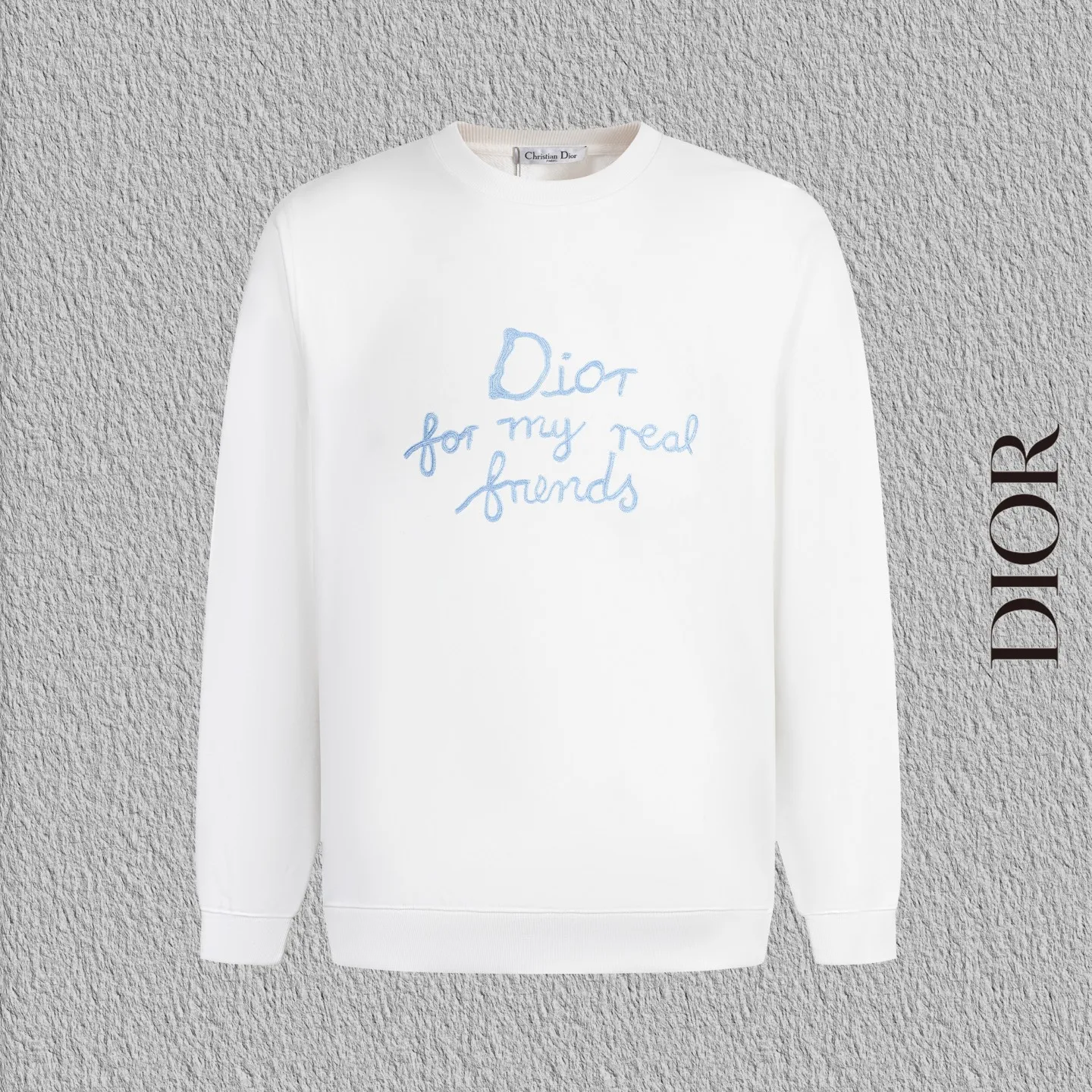 🅿️270 Style No. B27 Dior signature letter embroidered round neck sweatshirt. DIOR counter consistent sweatshirt. The fabric is made of 420g double-strand double yarn in the same cylinder terry. 2×2 pure cotton high-elastic fine threads are not deformed. Imported machine heavy industry thousands of needles full embroidery technology. Popular online celebrity versatile OS version can be worn up to about 180 pounds. Factory assembly line work. Imported machine double-line hemming technology. Three complete standards. Customized accessories. Alignment, same style for men and women colour: black white size: S M L XL Manual measurement error of about 1-3cm is normal