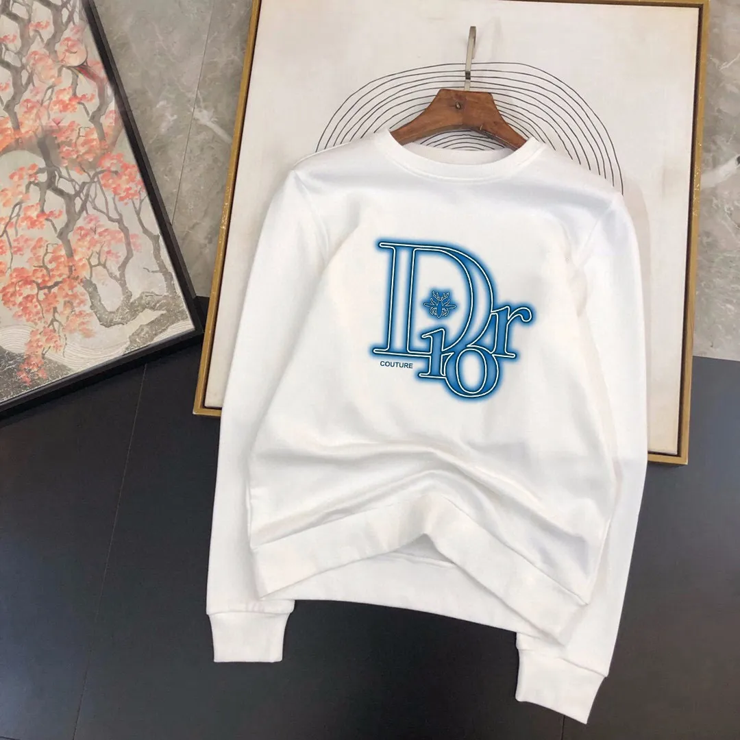 🅿️380 direct batch [DIOR Dior] (Fat Man Gospel) hot-selling suit is coming. Focus on the original version of the official website. 2025 new hot-selling sweatshirt suit. The original order is the best. 🇭🇰The meticulous work of top designers. Just for a fitting and perfect upper body effect. All-natural high-quality Roman cotton 100%, close-fitting comfort, noble and elegant! Original hardware embodies elegance and nobility! Counter size: M-5XL (maximum wear up to 220 pounds)