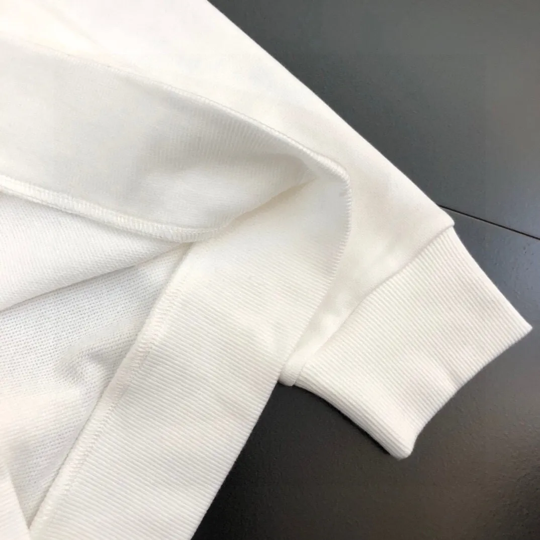🅿️380 direct batch [DIOR Dior] (Fat Man Gospel) hot-selling suit is coming. Focus on the original version of the official website. 2025 new hot-selling sweatshirt suit. The original order is the best. 🇭🇰The meticulous work of top designers. Just for a fitting and perfect upper body effect. All-natural high-quality Roman cotton 100%, close-fitting comfort, noble and elegant! Original hardware embodies elegance and nobility! Counter size: M-5XL (maximum wear up to 220 pounds)