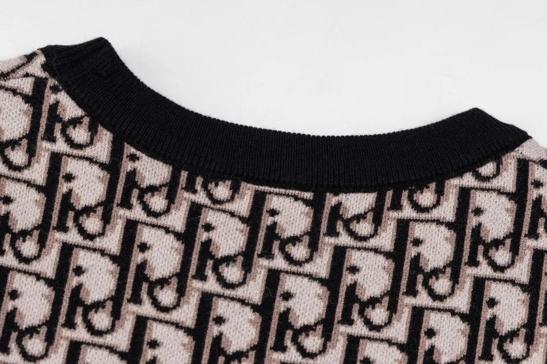 🅿️250 model number M13 Dior, the same style for men and women in autumn and winter (top quality, differentiated currency), the launch of high-density knitted sweaters, using the latest panoramic three-dimensional letter logo element crochet design, the ultimate heavy work, the ultimate perfection M L XL XXL