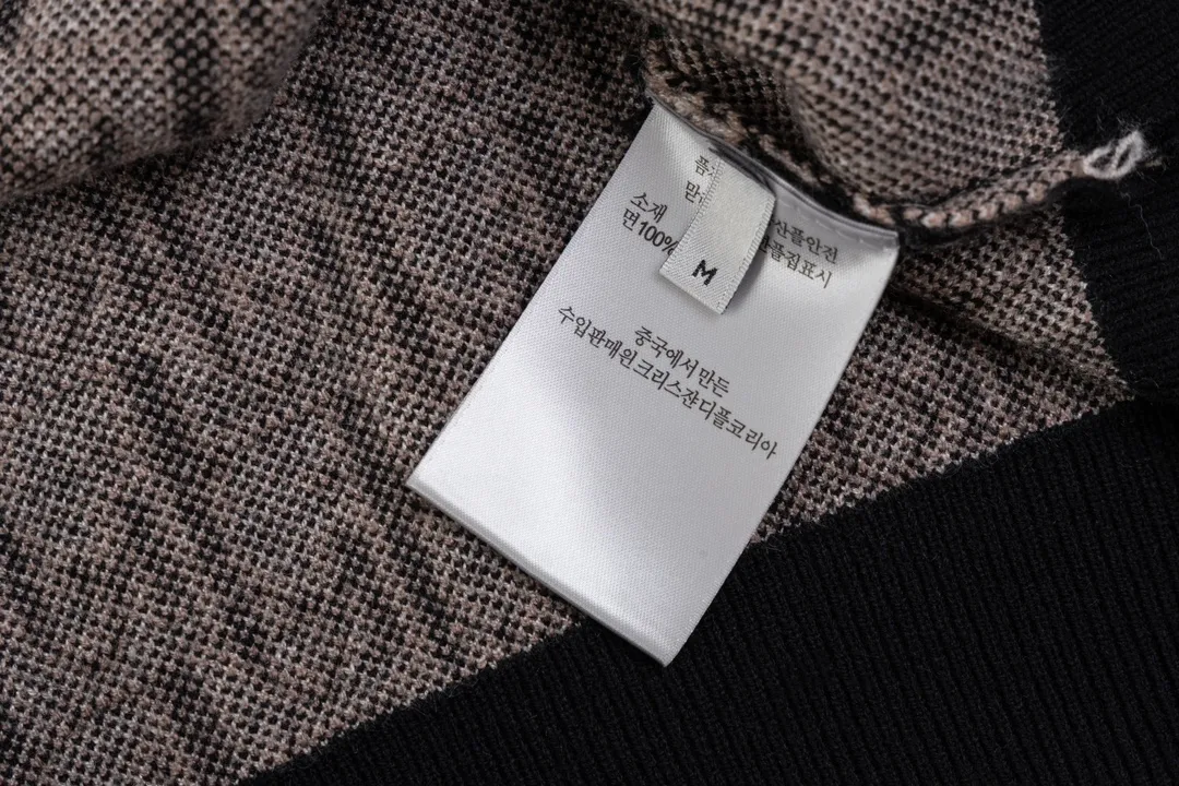 🅿️250 model number M13 Dior, the same style for men and women in autumn and winter (top quality, differentiated currency), the launch of high-density knitted sweaters, using the latest panoramic three-dimensional letter logo element crochet design, the ultimate heavy work, the ultimate perfection M L XL XXL