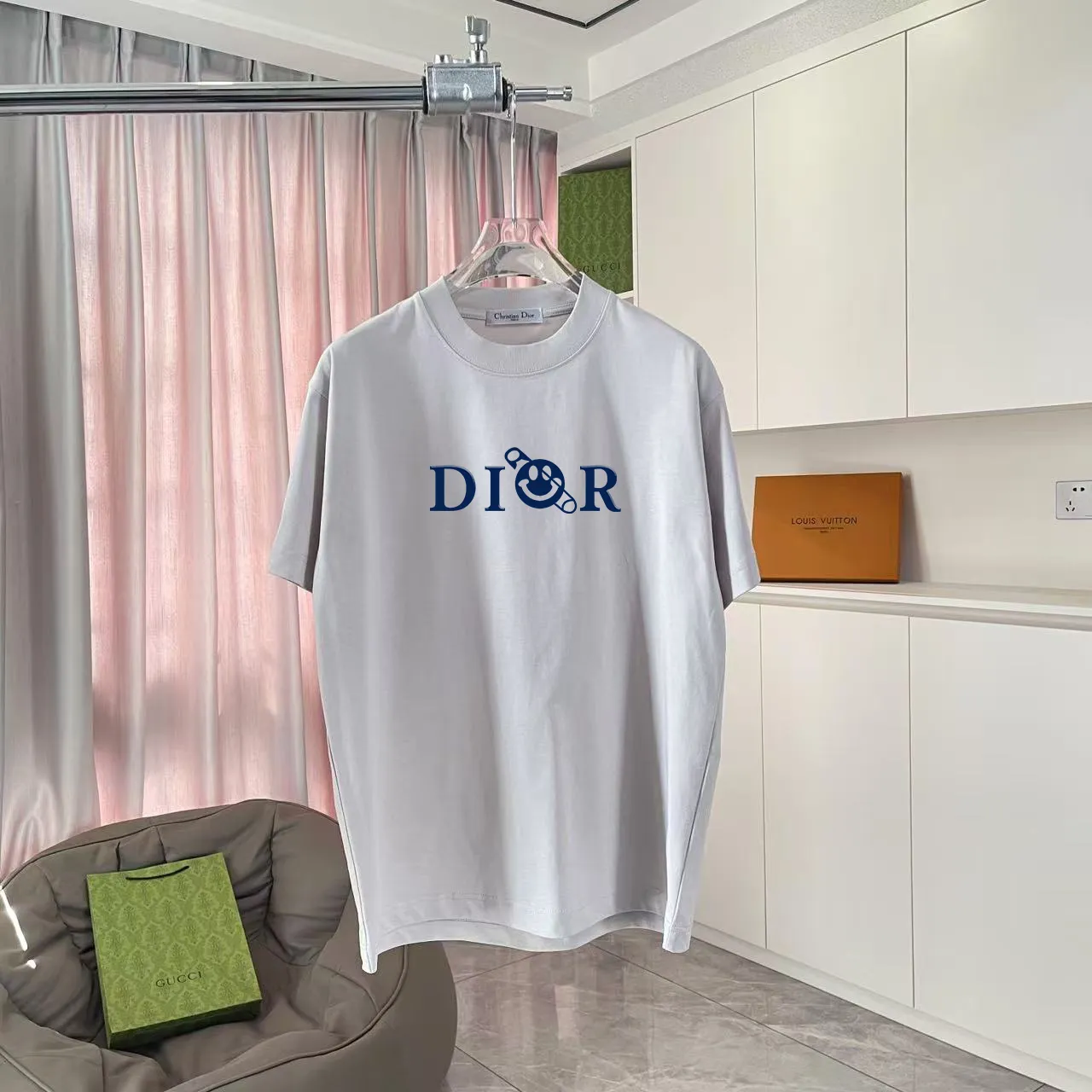🅿️170 Dio Dior 2025 summer new style Personalized letter logo printing Short-sleeved T-shirt Customized fabric 300g Same style for men and women Color: Black White Sky Blue Iron Gray Size: S M L XL XXL Five codes​