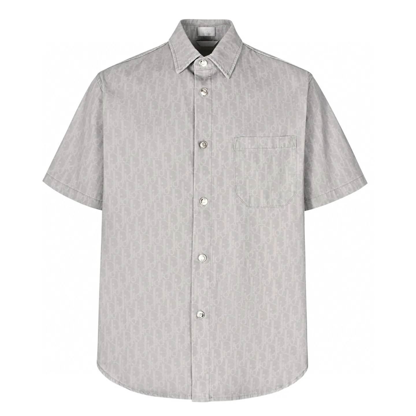 🅿️440 [Exclusive supply] CD 25SS full-print jacquard short-sleeved shirt. Originally purchased for 18,000. The letters on the fabric are printed using a discharge printing process, which is to turn the original color of the yarn into white gray. It is not the so-called printed or jacquard fabric on the market. The fabric texture is thick and stiff, and it is not the soft and light material on the market. Pay attention to the distinction. The fabric characteristics are not easy to wrinkle. The dyeing yarn 100% restores the original color. Exclusively molded and custom-made aluminum buckles, which will not rust easily after being stored for a long time after washing. The "D1OR" letters on the small buttons are clearly visible. The unique design of the notched lapels and the straight and loose fit not only retains the classic beauty of the lapels, but also gives the shirt a retro and casual atmosphere. A full set of new accessories are customized simultaneously, with perfect details. Size:40-41-42