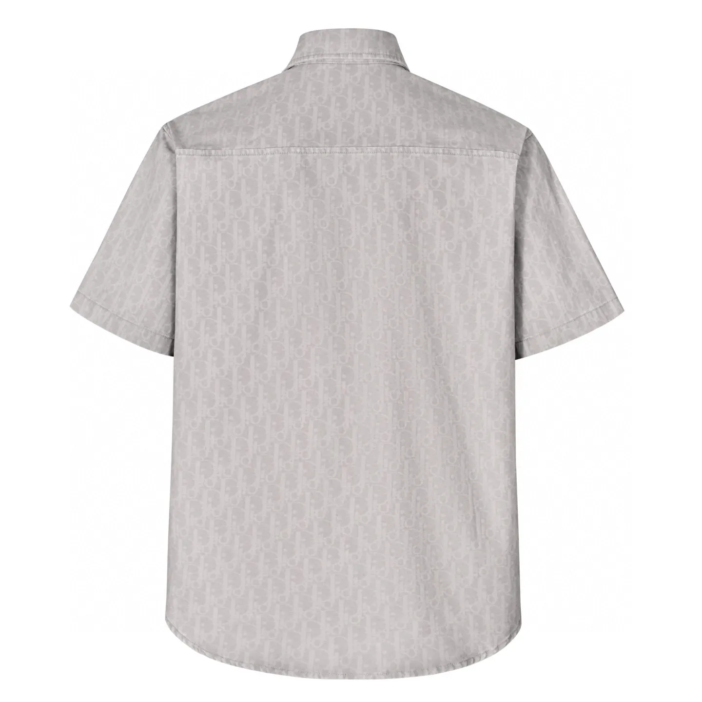 🅿️440 [Exclusive supply] CD 25SS full-print jacquard short-sleeved shirt. Originally purchased for 18,000. The letters on the fabric are printed using a discharge printing process, which is to turn the original color of the yarn into white gray. It is not the so-called printed or jacquard fabric on the market. The fabric texture is thick and stiff, and it is not the soft and light material on the market. Pay attention to the distinction. The fabric characteristics are not easy to wrinkle. The dyeing yarn 100% restores the original color. Exclusively molded and custom-made aluminum buckles, which will not rust easily after being stored for a long time after washing. The "D1OR" letters on the small buttons are clearly visible. The unique design of the notched lapels and the straight and loose fit not only retains the classic beauty of the lapels, but also gives the shirt a retro and casual atmosphere. A full set of new accessories are customized simultaneously, with perfect details. Size:40-41-42