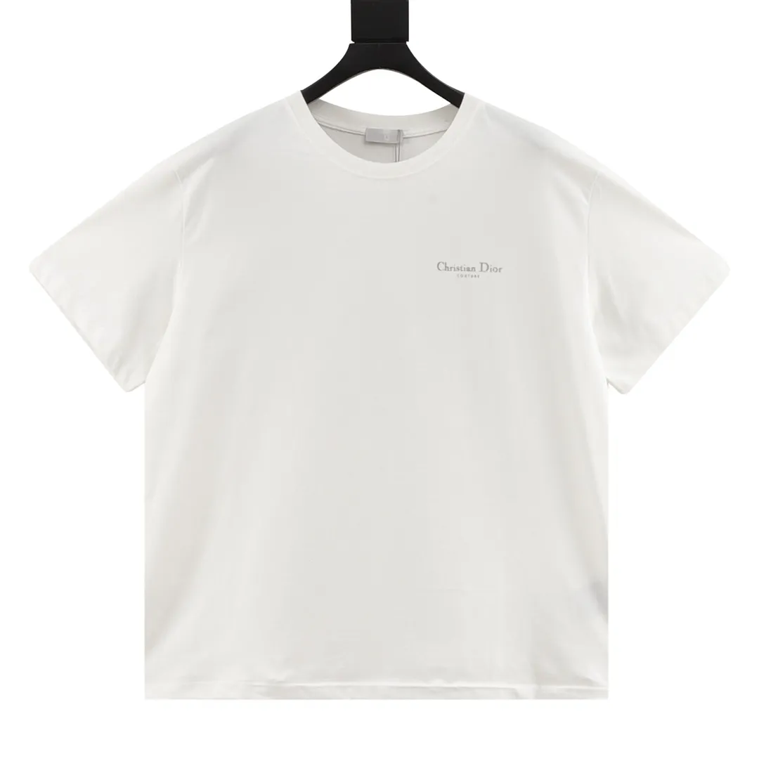 🅿️210 DIOR/Dior letter printed round neck short sleeves, made of 10S encrypted reinforced cotton and linen fabric, 250g; with 26S1×1 thread, 200g. The appearance of cotton and linen not only maintains the unique rough and crisp style of linen fabrics, but also has the soft characteristics of cotton fabrics, which improves the shortcomings of linen fabrics that are not clean enough and easy to fluff. The texture of the linen-cotton intertwined fabric is firm and smooth, and feels softer than pure linen; it is breathable and dry, can quickly discharge moisture, and does not stick to the body when sweating. size：S-L