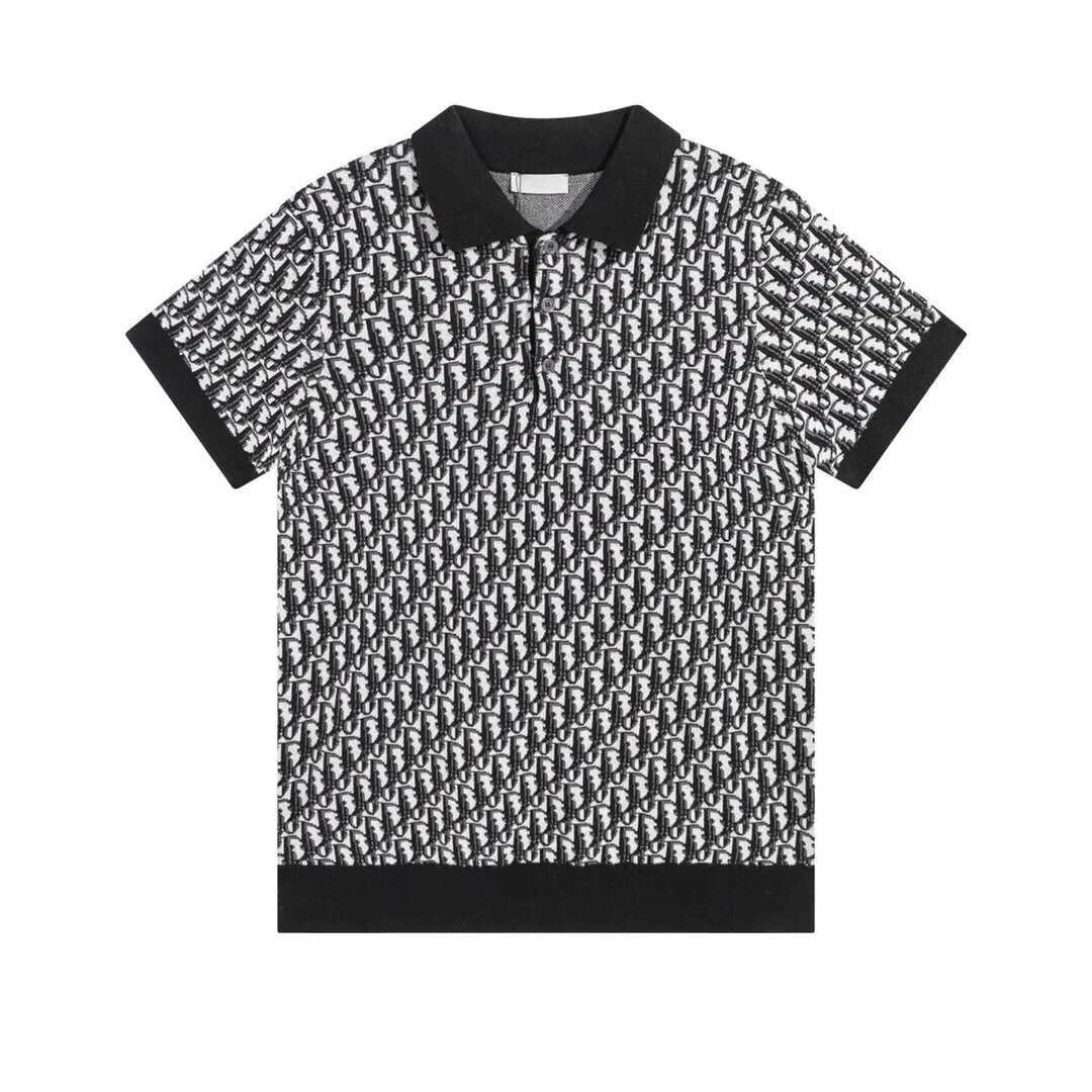 🅿️220 Available all year round. The correct version of Dior jacquard knitted Polo shirt. The fabric is made of Stol wool looms imported from Germany. The whole body is made of iconic Oblique printing. Straight cut. Customized flat machine collar with the same blue background color as the fabric. Customized mother-of-pearl buttons with logo and logo in the mold. Exclusive version for the whole network. Customized official website consistent washed wheat. Full set of packaging accessories. Size XS-L