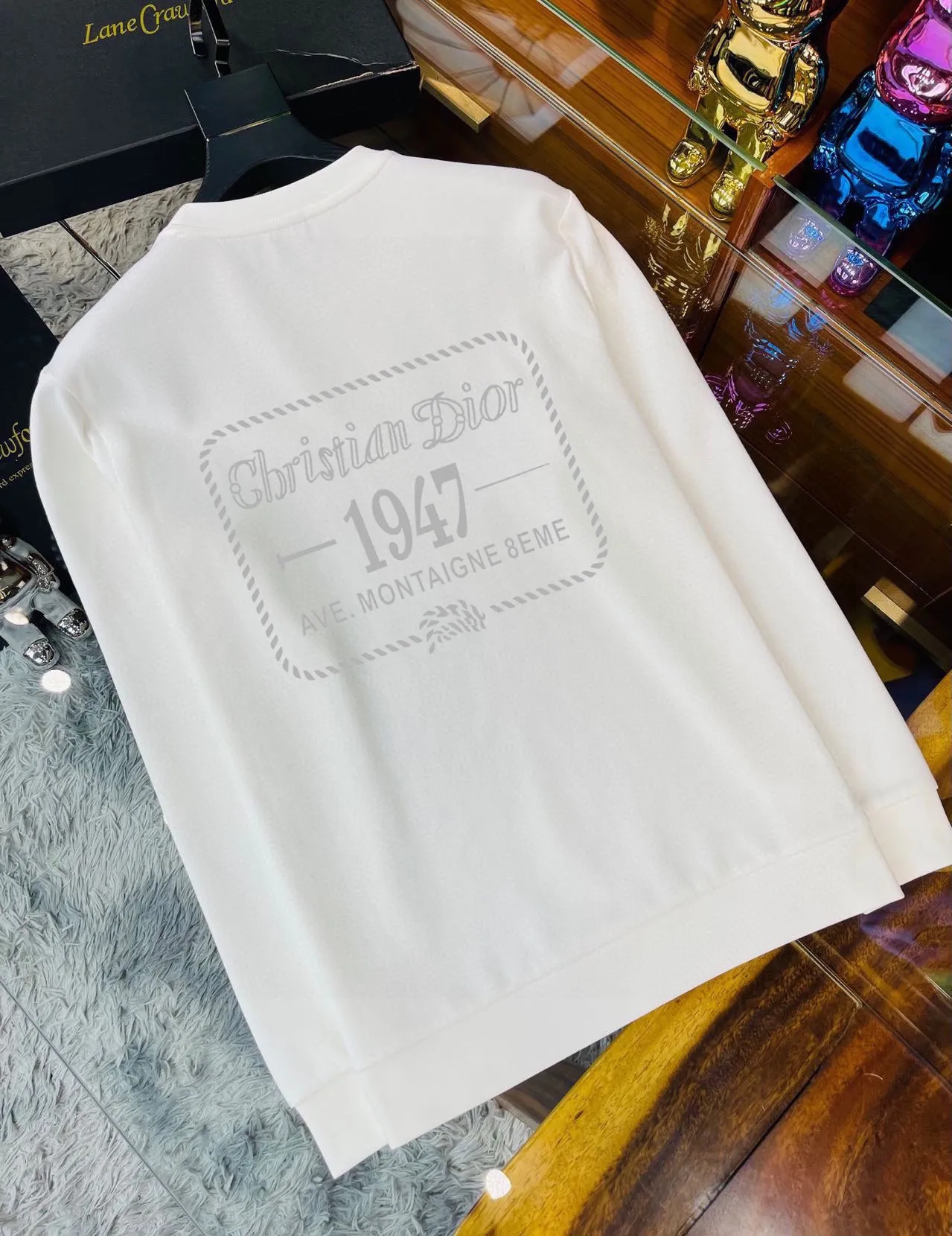 🅿️220 brand [DIOR Dior] (good news for fat people) 2025ss autumn latest long-sleeved round-neck sweatshirt, on sale simultaneously on the official website. Refreshing and breathable. Made of top Tencel Roman. Comfortable and soft. 3D three-dimensional clarity. Super fashion sense. Great for gifting and keeping for yourself. Size: M-5XL (can wear up to 220 pounds)