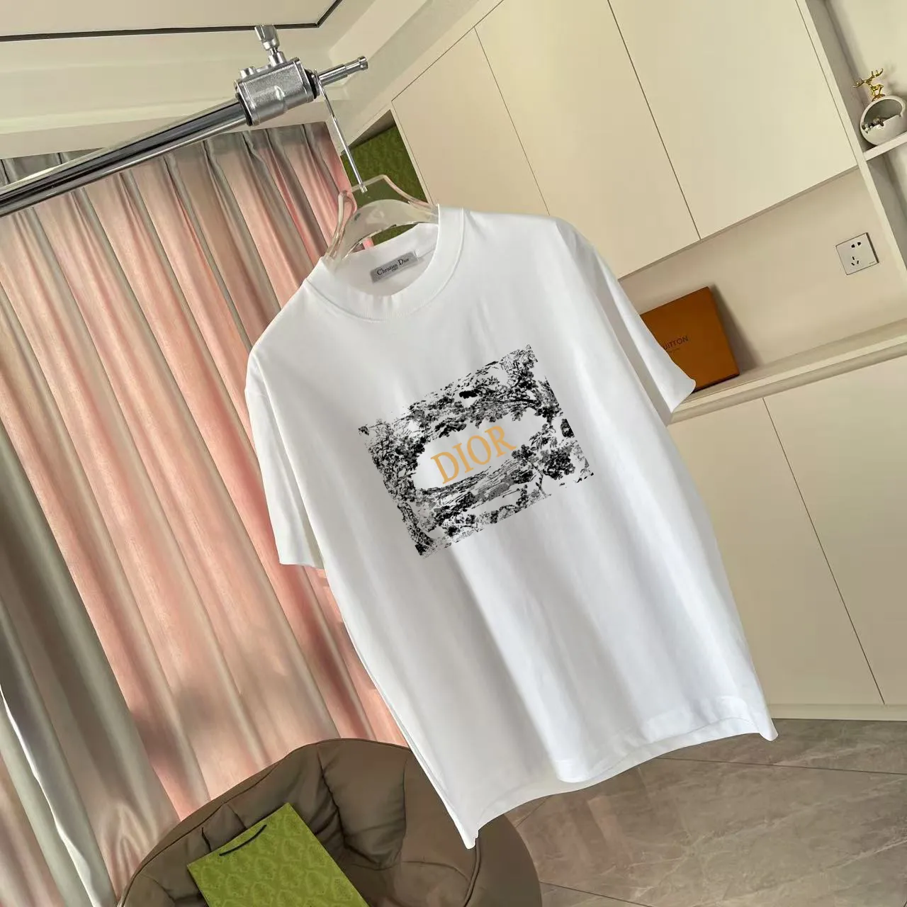 🅿️170 Dio Dior 2025 summer new style Personalized letter logo printing Short-sleeved T-shirt Customized fabric 300g Same style for men and women Color: Black White Rose Red Purple Size: S M L XL XXL Five codes​