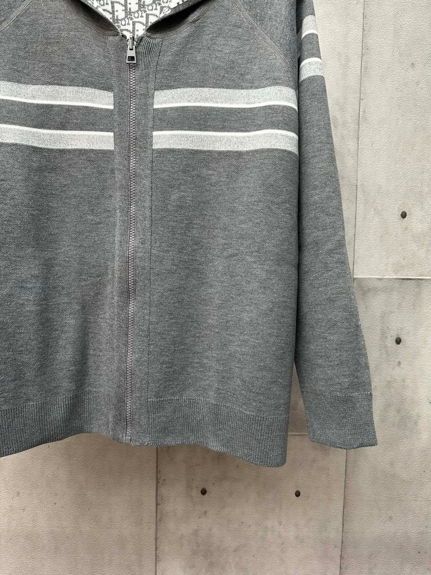 🅿️540 Dior 25ss new autumn and winter all-print hooded cardigan, classic letter logo jacquard embellishment, classic letter logo old flower jacquard decoration yb open mold letter CD zipper decoration Size: S M L XL
