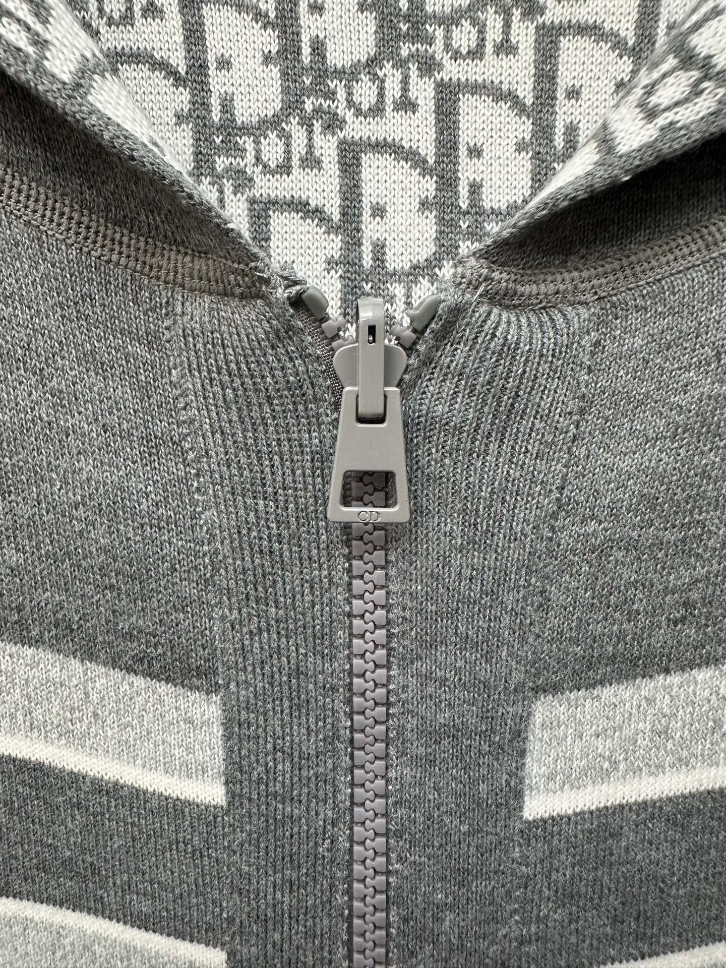 🅿️540 Dior 25ss new autumn and winter all-print hooded cardigan, classic letter logo jacquard embellishment, classic letter logo old flower jacquard decoration yb open mold letter CD zipper decoration Size: S M L XL