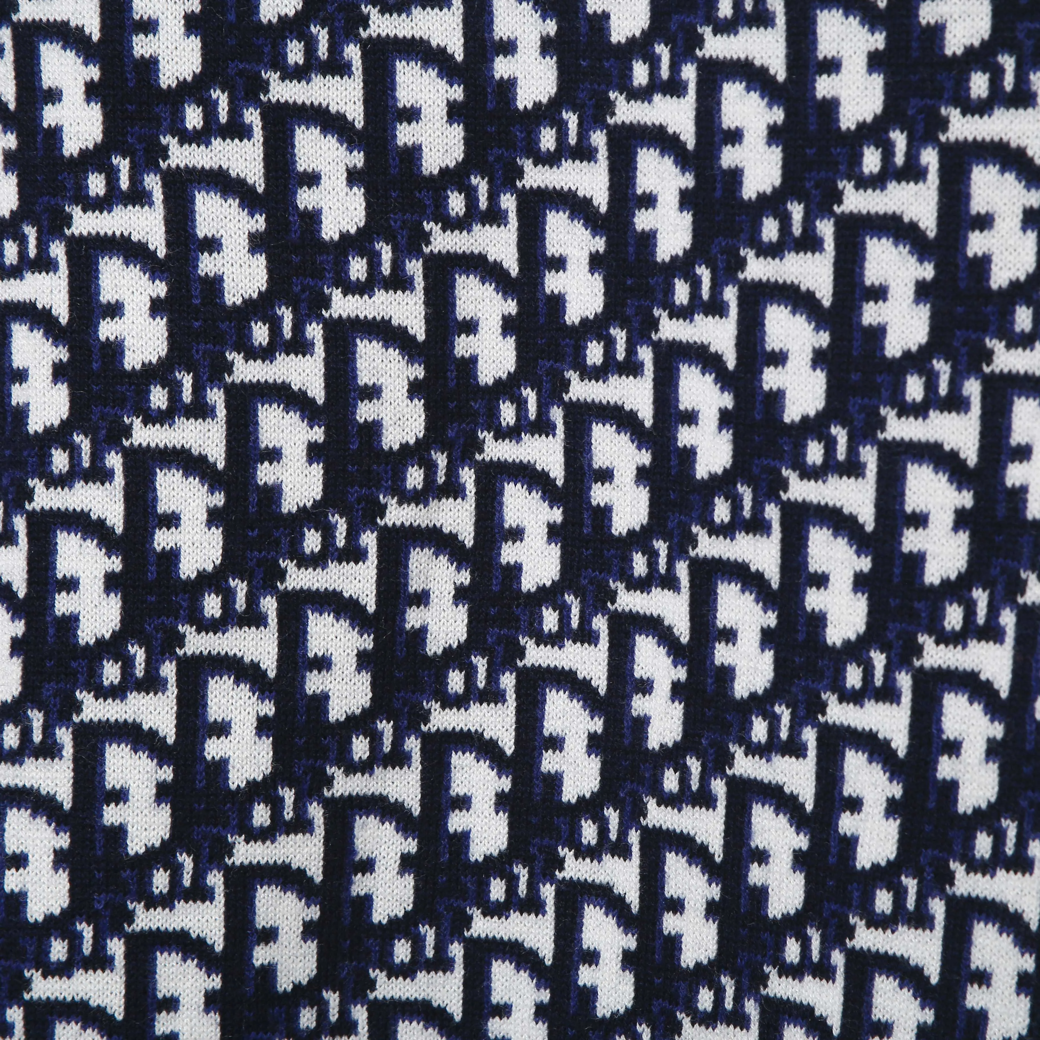 🅿️500 (top version) Dior’s popular double-sided presbyopic all-over logo printed couple’s zipper hooded knitted sweater jacket Classic presbyopic double-sided wool cashmere hooded cardigan Top-grade imported cashmere fabric Made with imported knitting machines Skin-friendly and non-stitching No pilling Very soft to the touch Super comfortable Fashionable and individual Super versatile and good-looking hooded knitted sweater Suitable for both men and women A must-have item Can be compared with market quality Packaging Tag Collar label: washed wheat, three labels complete Color: blue, gray Size: S M L XL Model: D8968