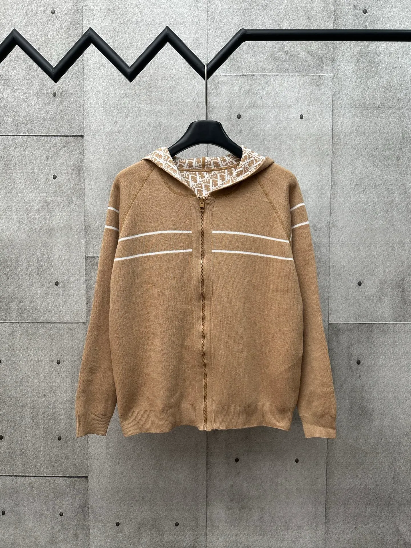 🅿️540 Dior 25ss new autumn and winter all-print hooded cardigan, classic letter logo jacquard embellishment, classic letter logo old flower jacquard decoration yb open mold letter CD zipper decoration Size: S M L XL