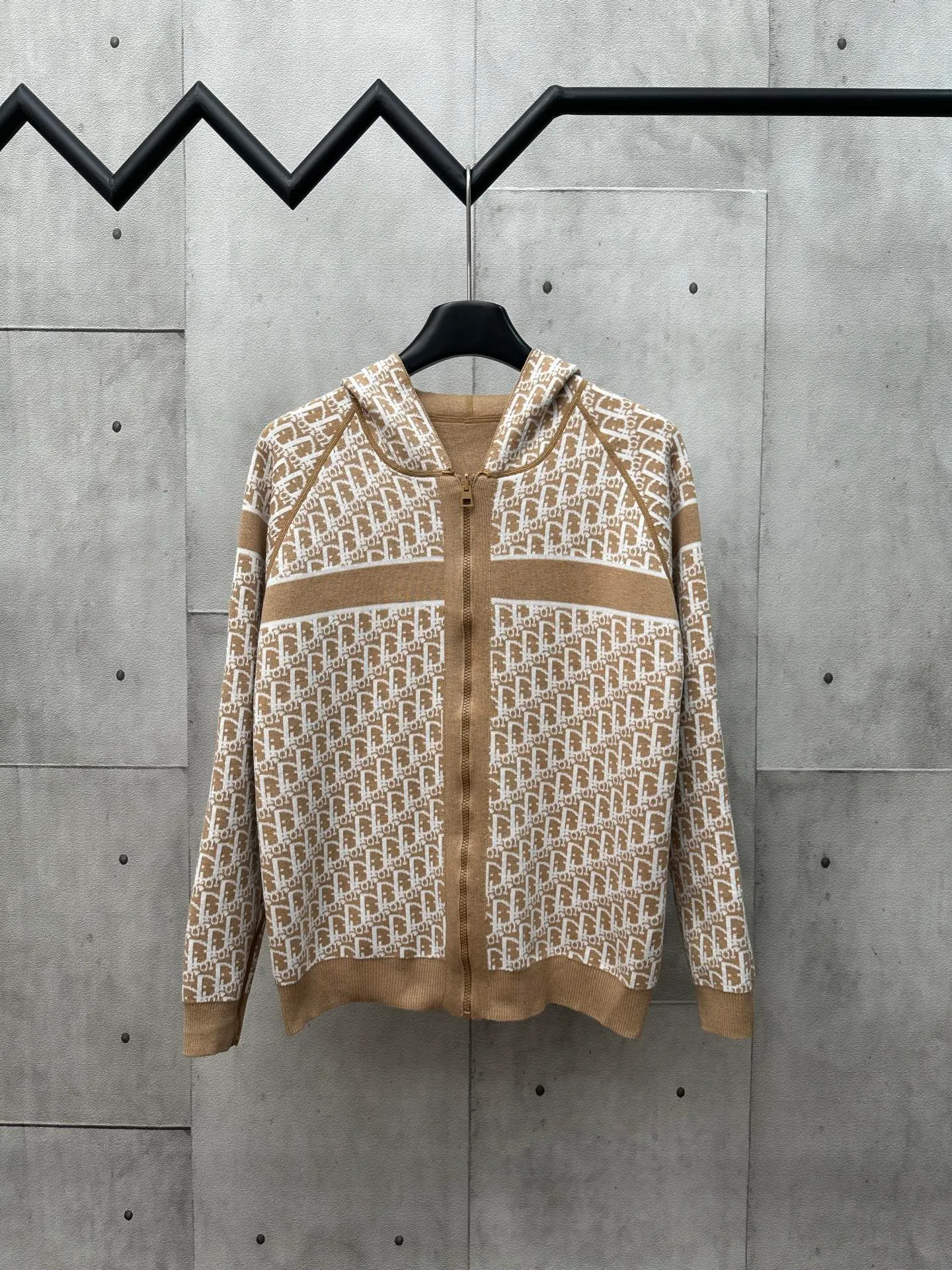 🅿️540 Dior 25ss new autumn and winter all-print hooded cardigan, classic letter logo jacquard embellishment, classic letter logo old flower jacquard decoration yb open mold letter CD zipper decoration Size: S M L XL