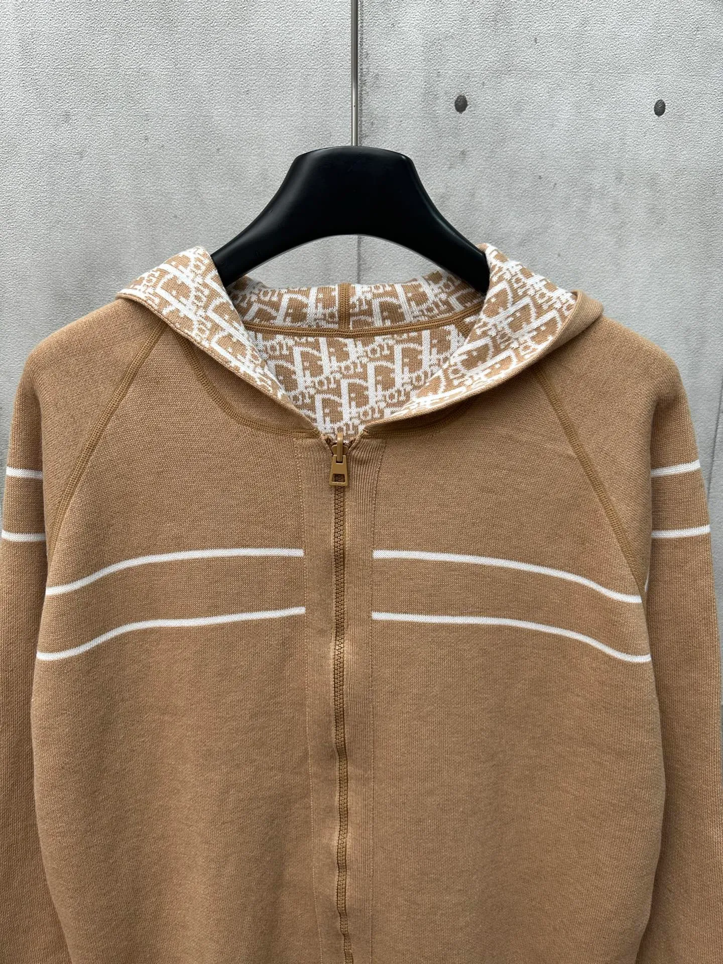 🅿️540 Dior 25ss new autumn and winter all-print hooded cardigan, classic letter logo jacquard embellishment, classic letter logo old flower jacquard decoration yb open mold letter CD zipper decoration Size: S M L XL