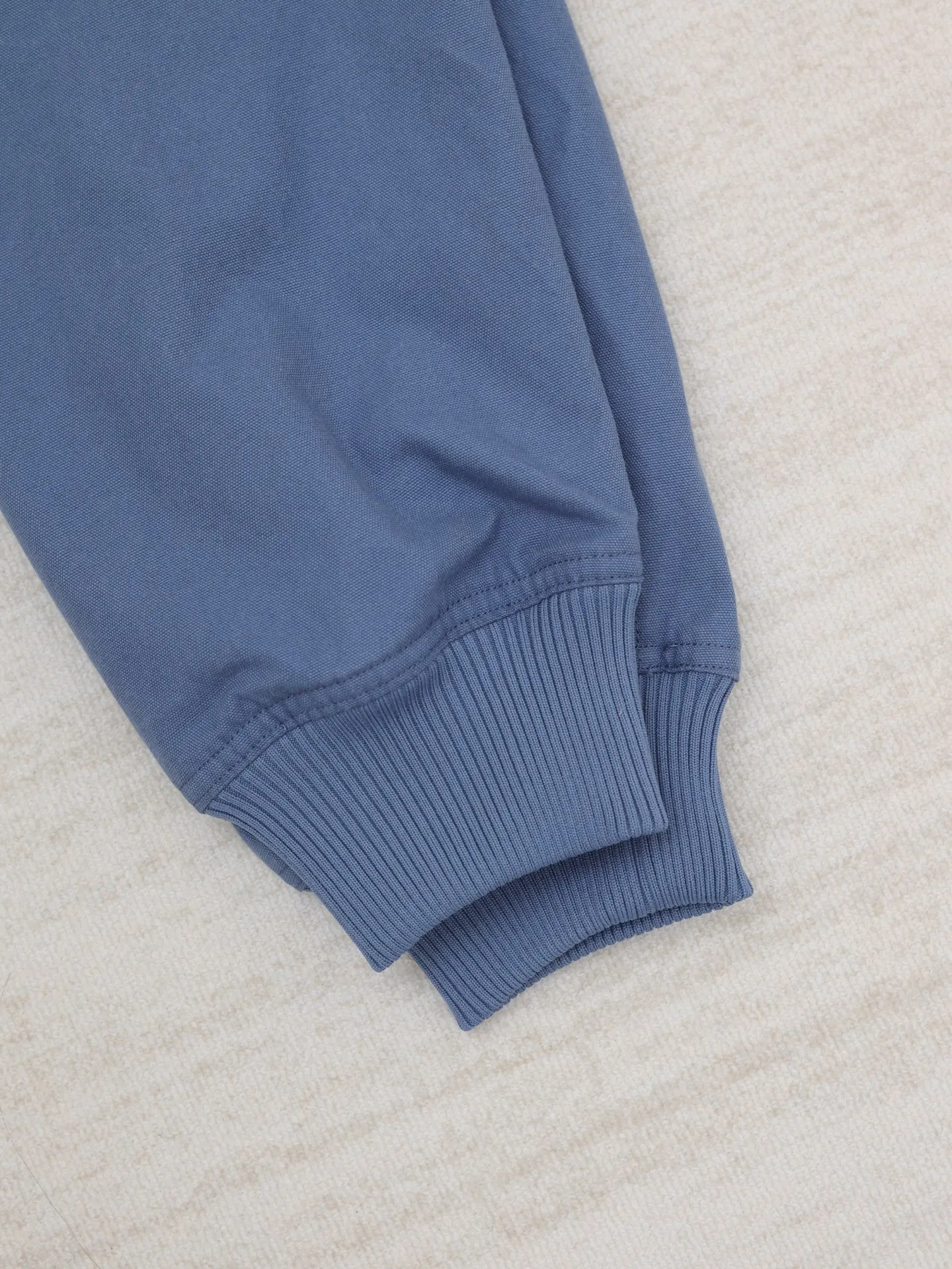 🅿️660 Dio*/Dior 25SS new spring and summer cotton hooded long-sleeved jacket. Made of customized bright blue washed cotton fabric, the front hem is decorated with tonal brand embroidery, and the back echoes the large letter embroidery. Zipper fly closure, ribbed knitted sleeve hem. Casual style. Not picky. Classic fit. Size: 46/48/50/52