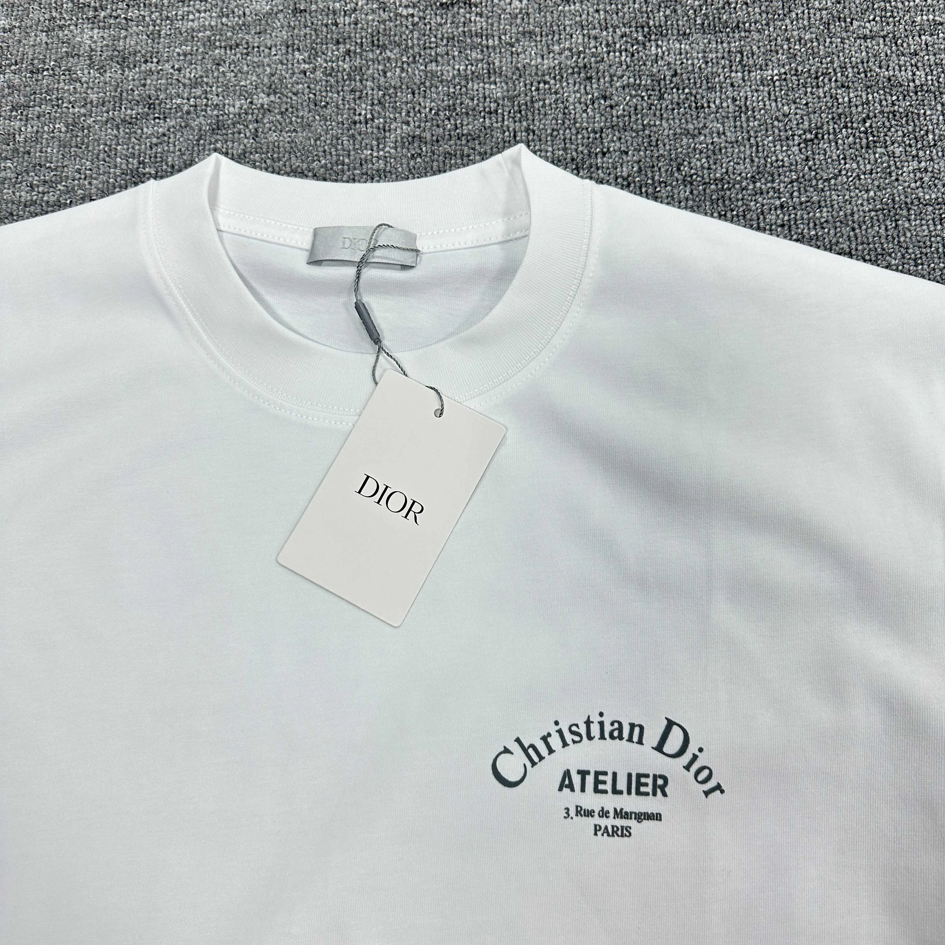 🅿️190 Dio* Dior 2025 spring and summer new style Classic letter flocking process before and after simple and elegant Customized double yarn plain cotton fabric Short-sleeved T-shirt Uniform for men and women Color: black white Size: S (90-130 catties) M (120-150 catties) L (140-165 catties) XL (160-180 catties) XXL (180-210 pounds)